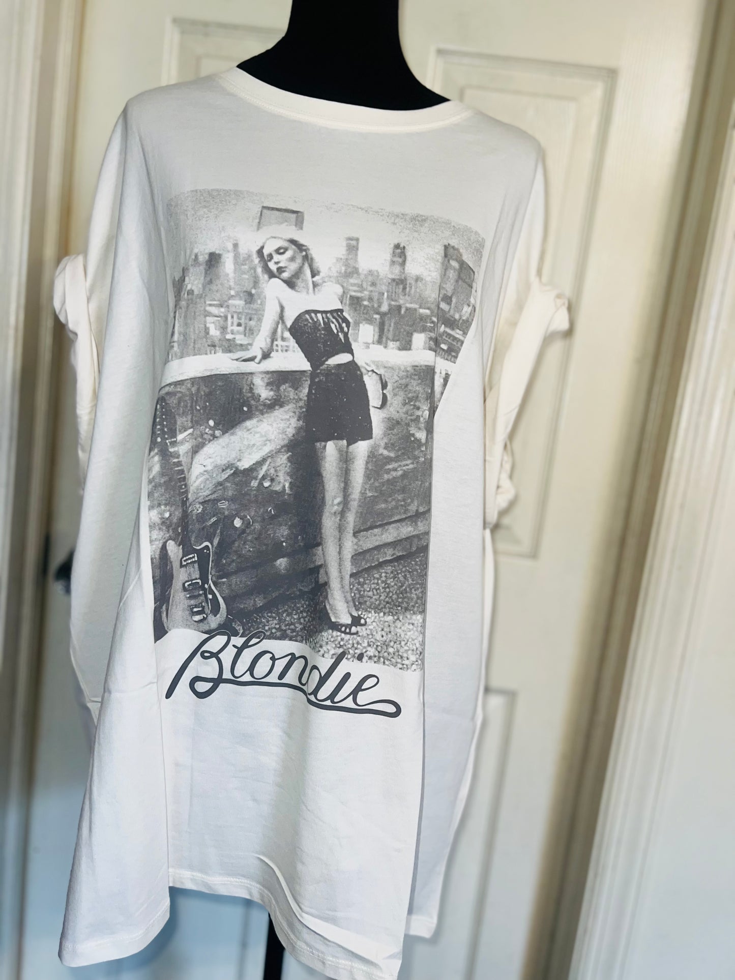 Blondie Oversized Distressed Tee