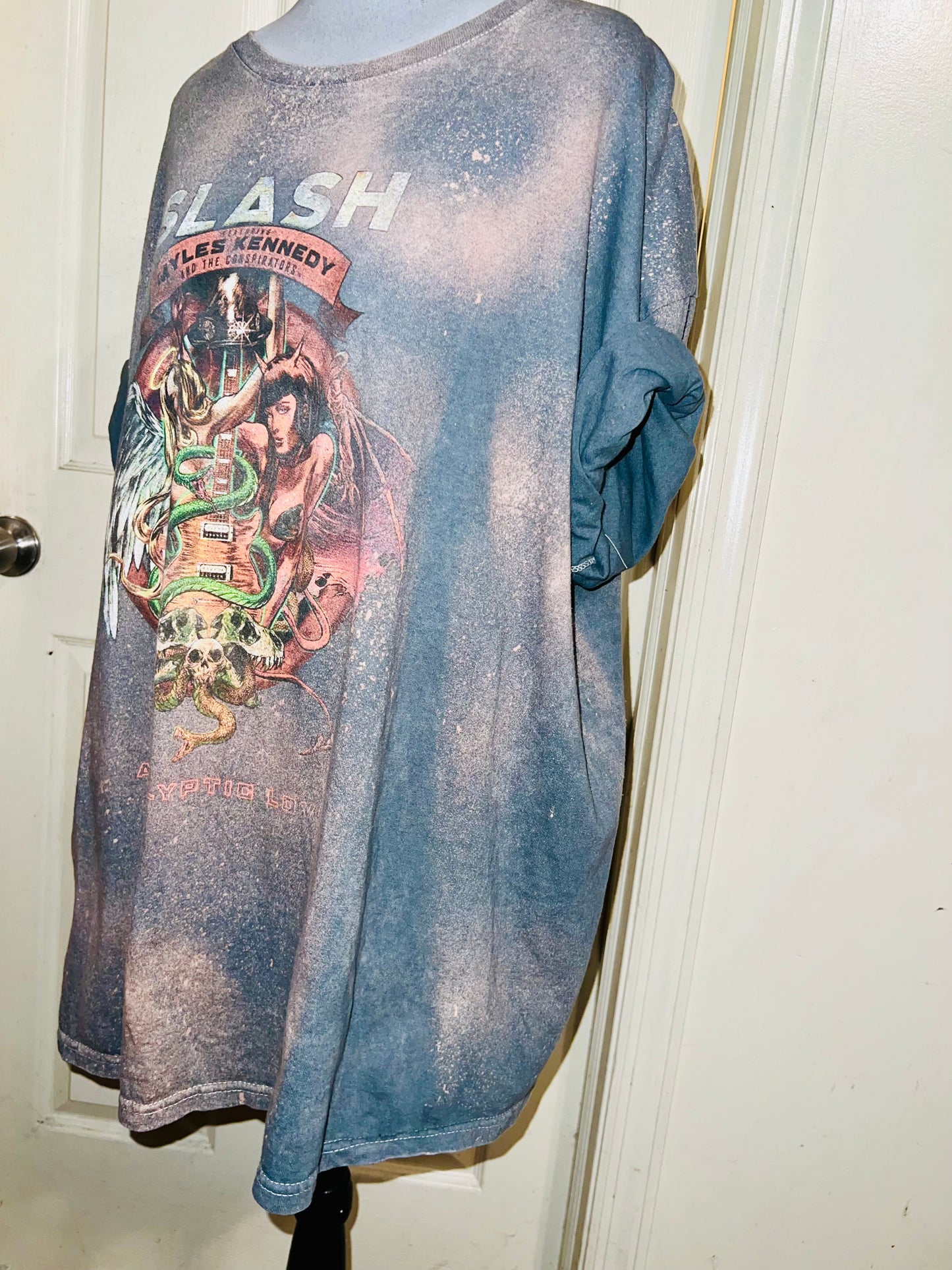 Bleached Slash Distressed Oversized Tee