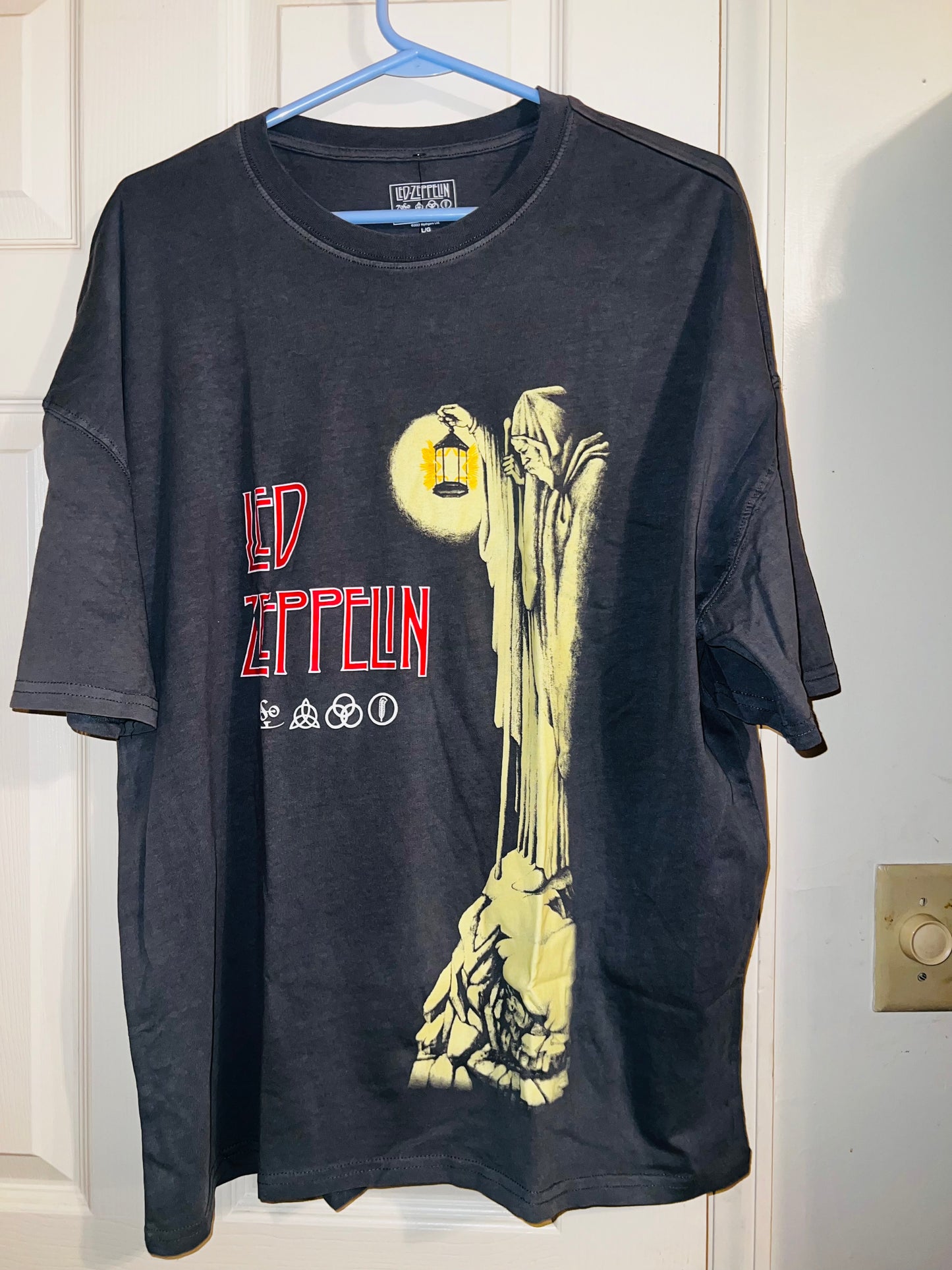 Led Zeppelin Oversized Distressed Tee