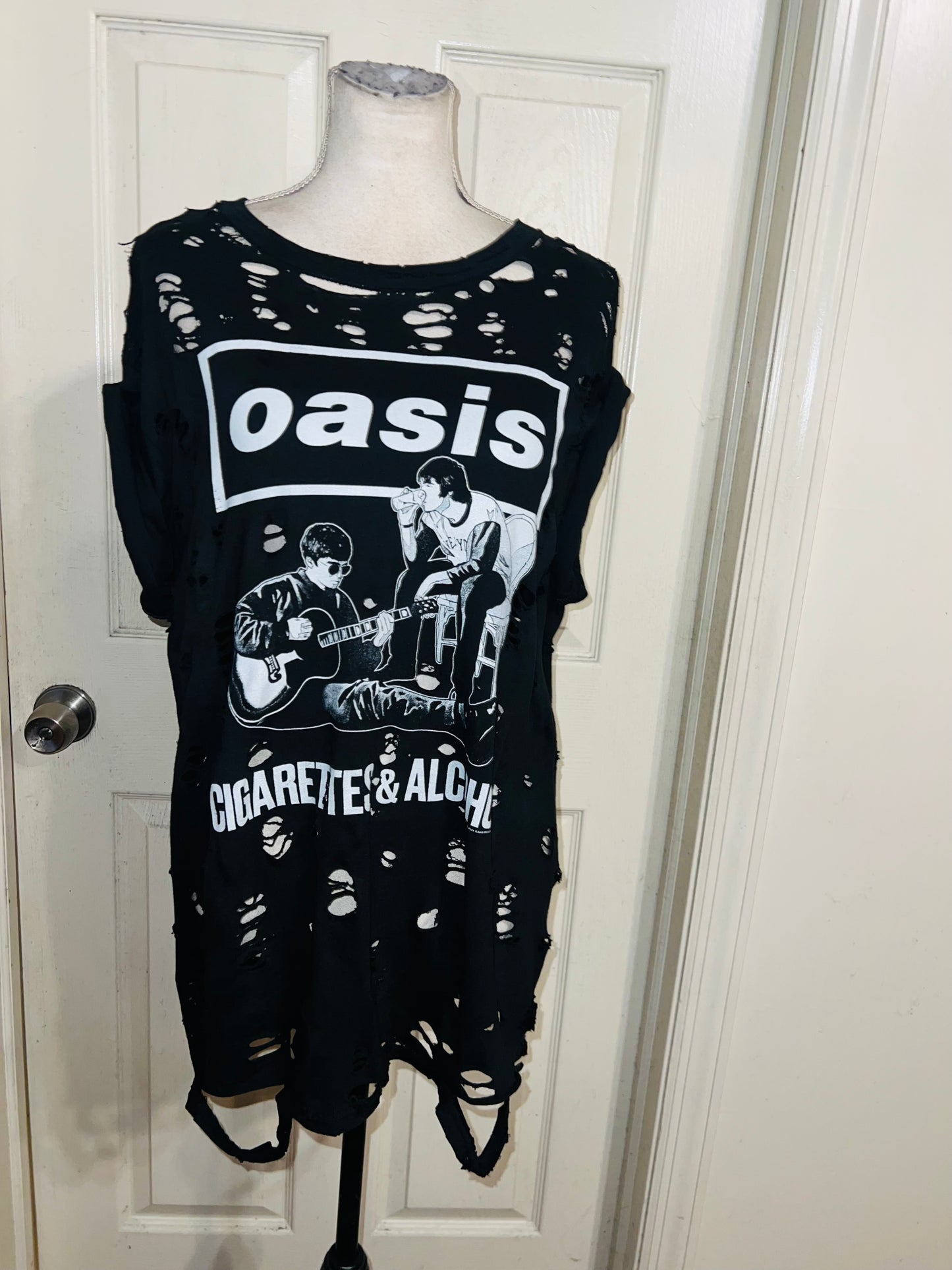 Oasis Oversized Distressed Tee