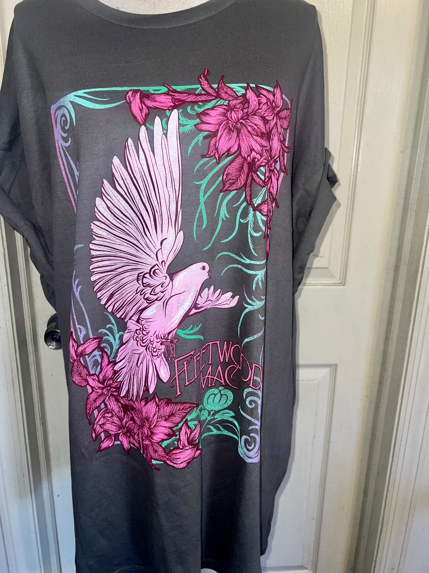 Fleetwood Mac Oversized Distressed Tee