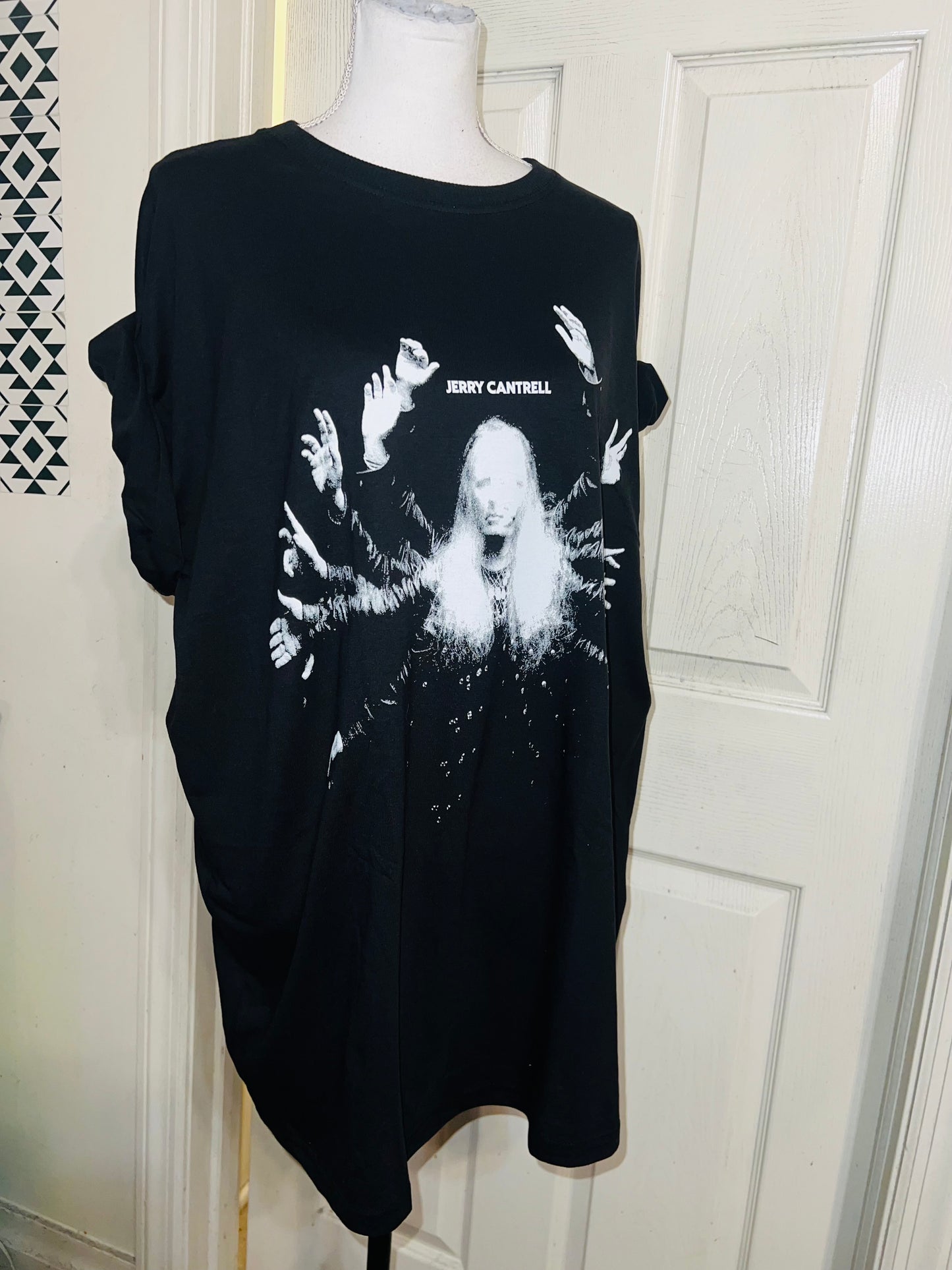 Alice in Chains’ Jerry Cantrell Oversized Distressed Tee
