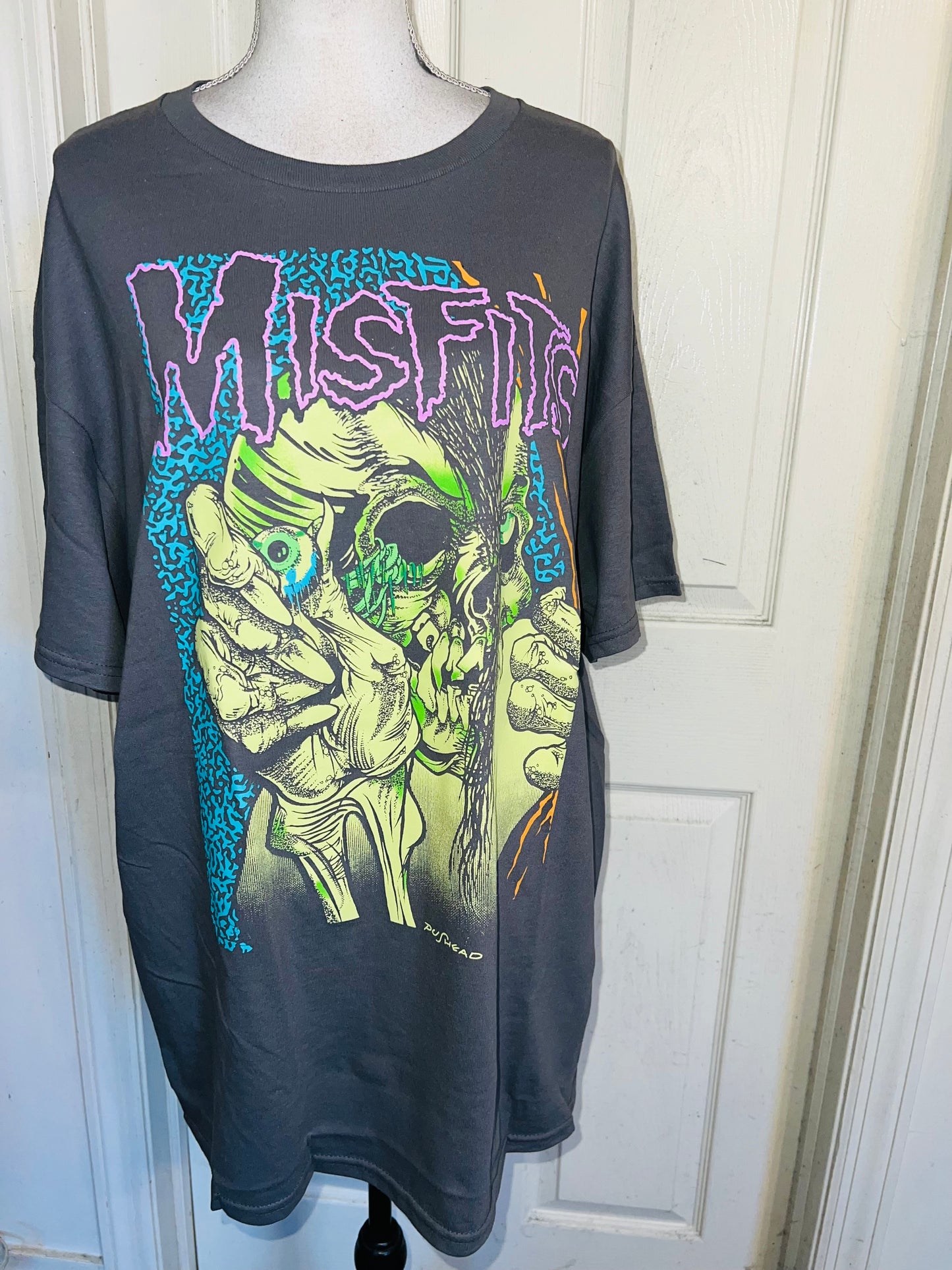 Misfits Oversized Distressed Tee