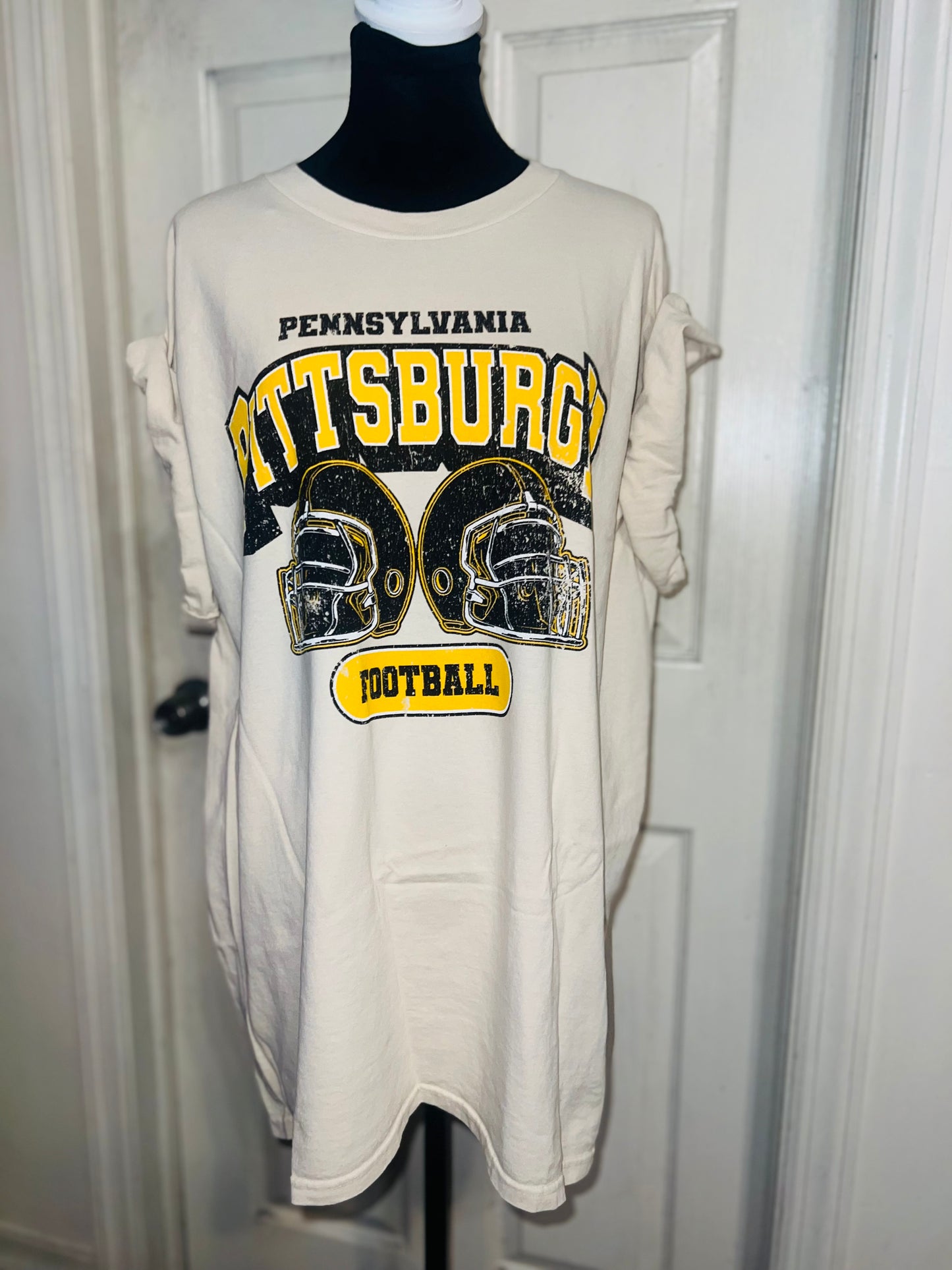 Pittsburgh Steelers Oversized Distressed Tee