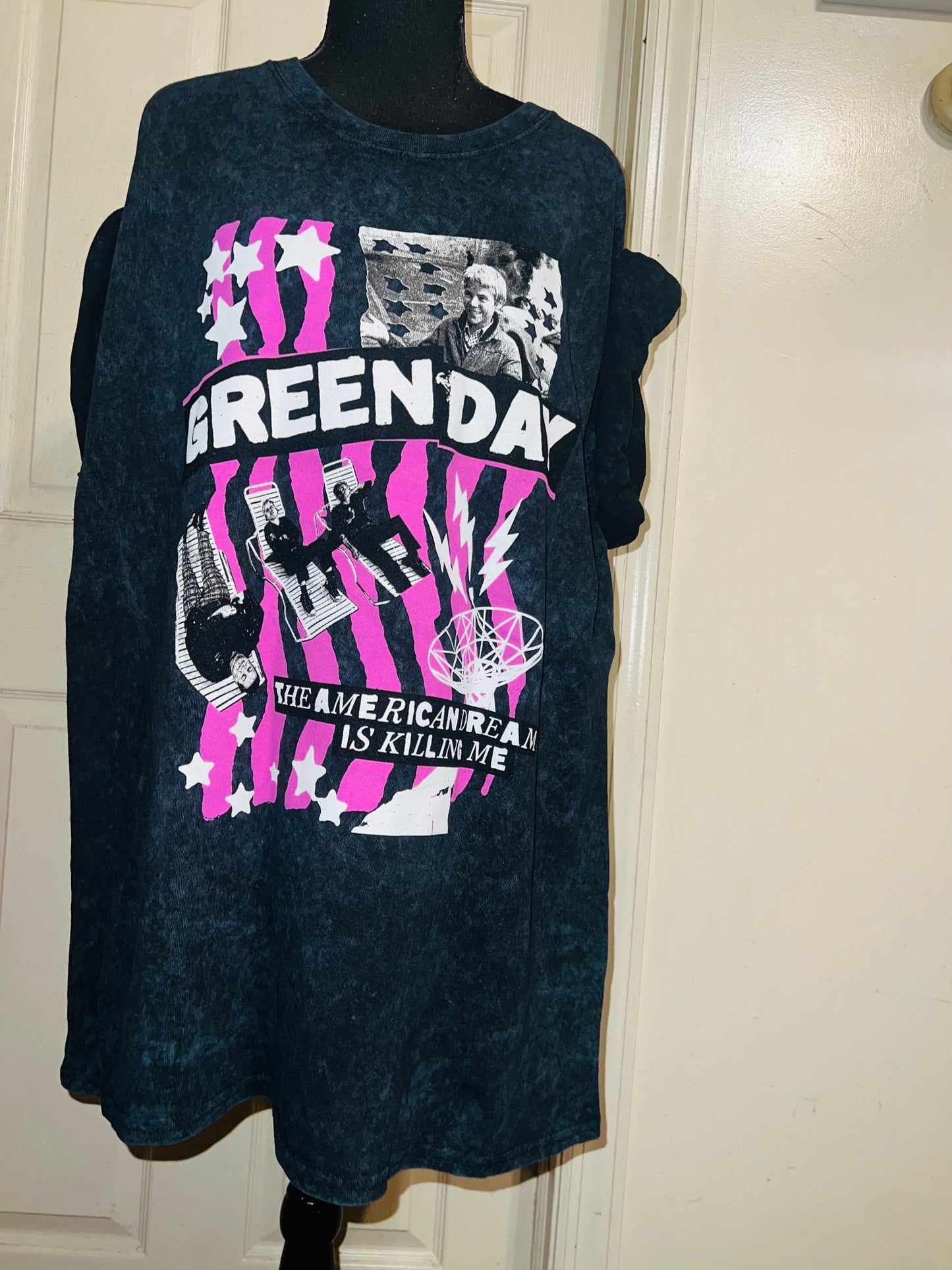 Green Day Oversized Distressed Tee