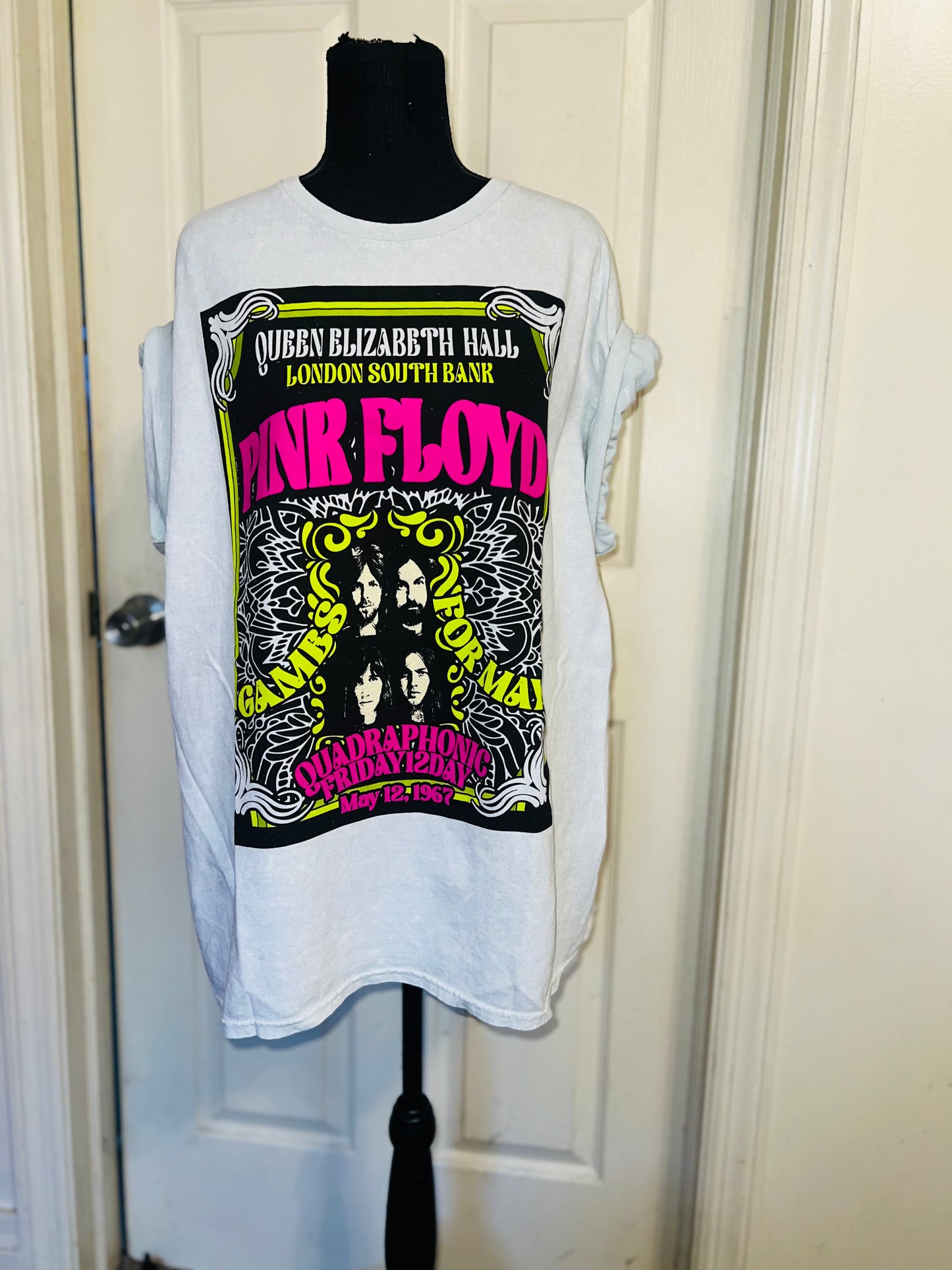 Pink Floyd Oversized Distressed Tee