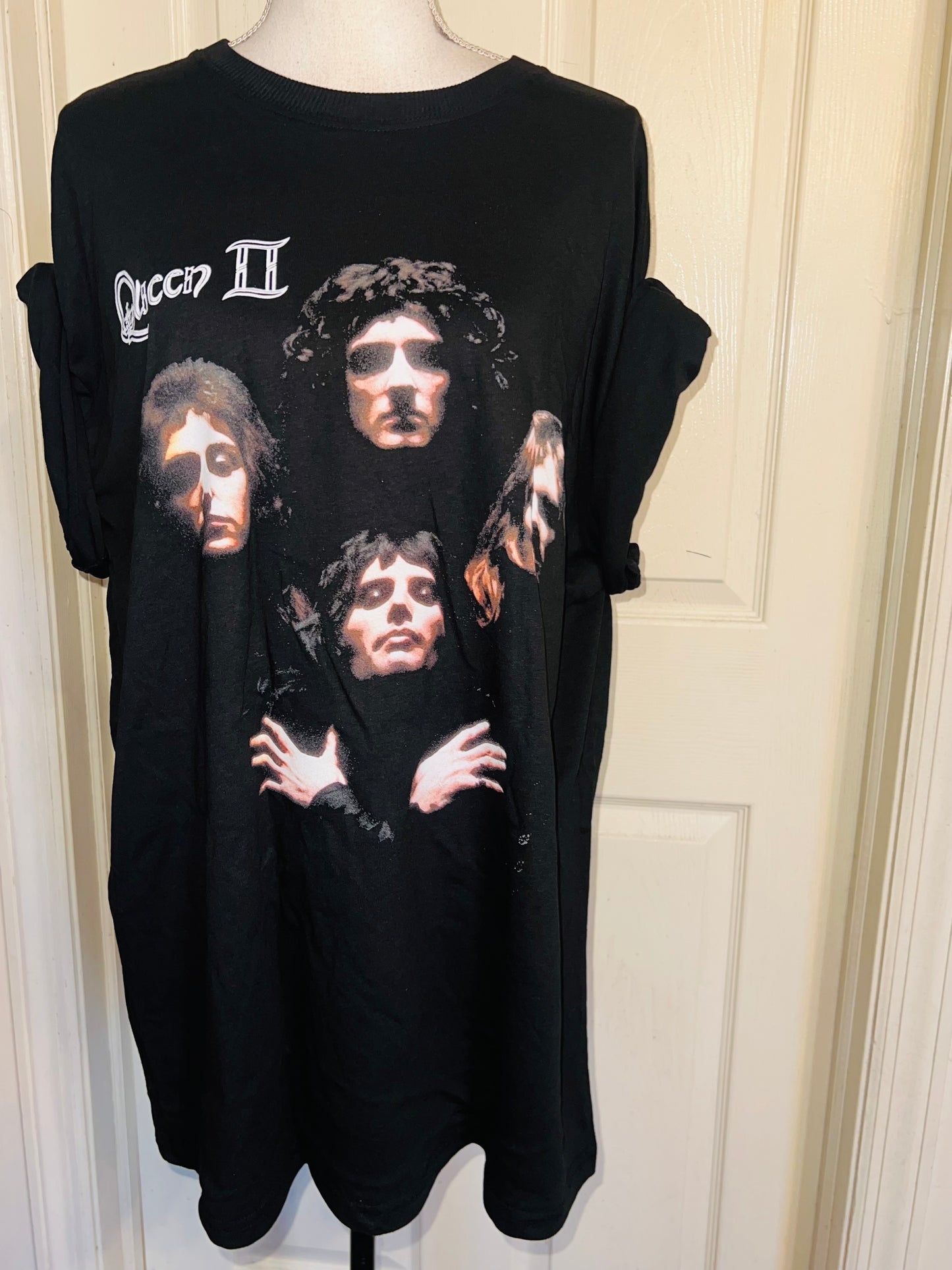 Queen Oversized Distressed Tee