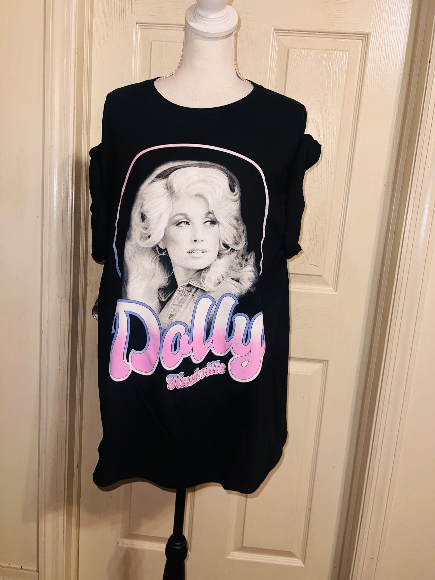Dolly Parton Oversized Distressed Tee