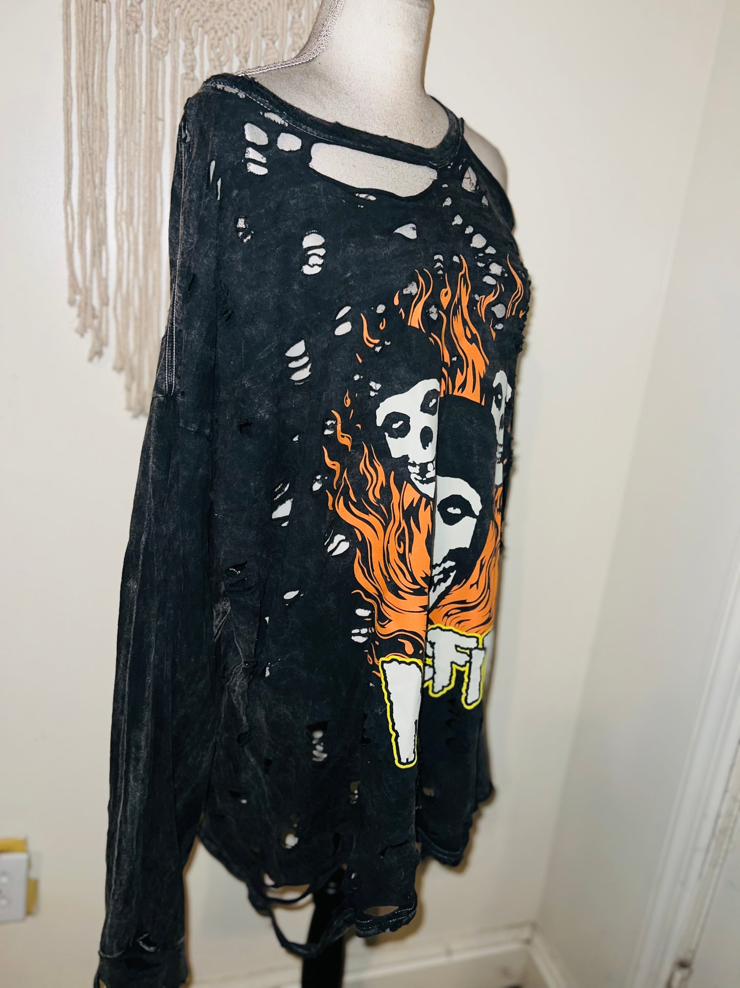 Misfits Oversized Distressed Long Sleeve Tee