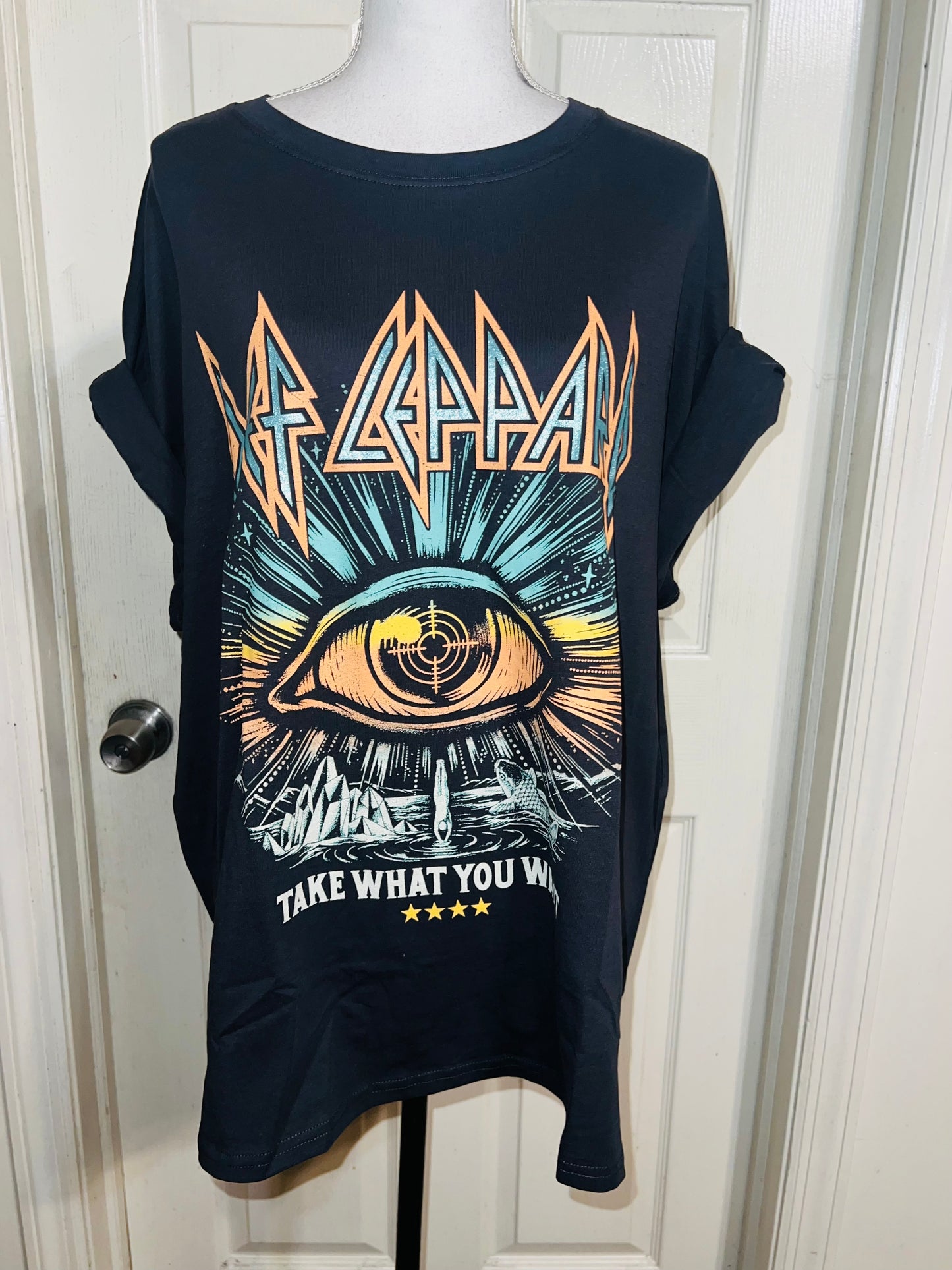 Def Leppard Oversized Distressed Tee