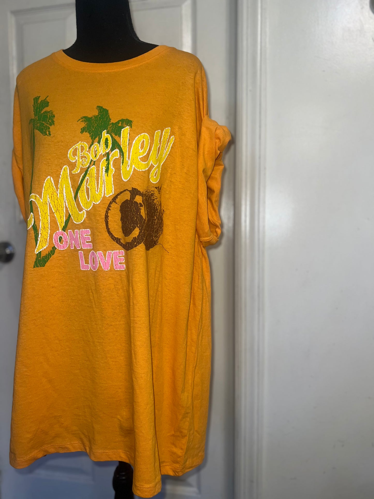 Bob Marley Oversized Distressed Tee