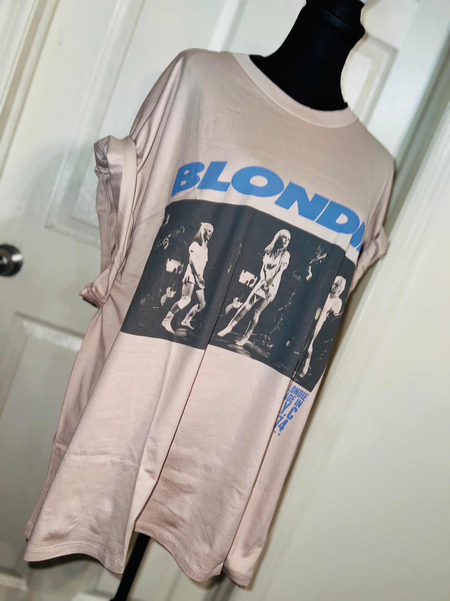Blondie Oversized Distressed Tee