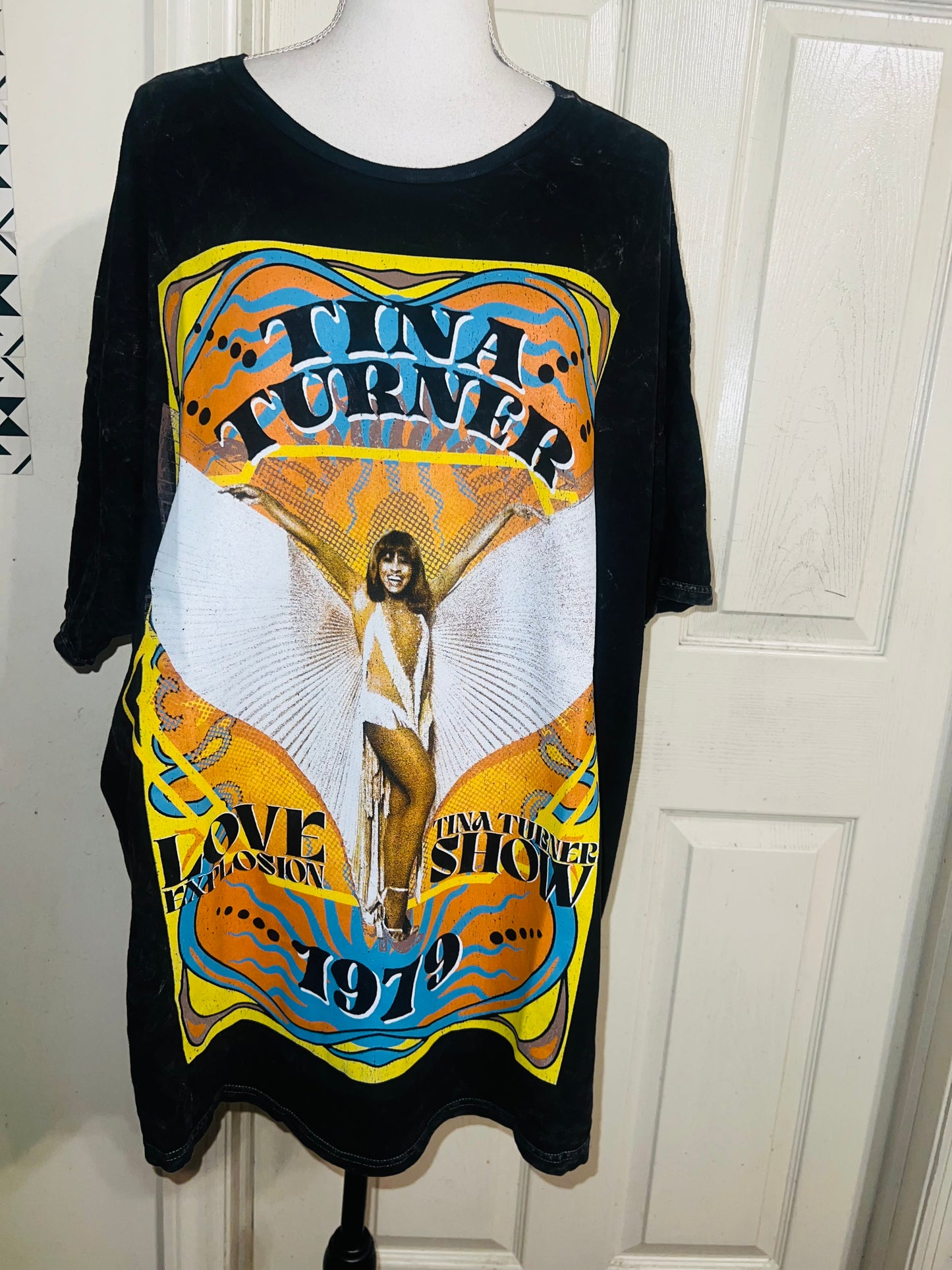 Tina Turner Oversized Distressed Tee