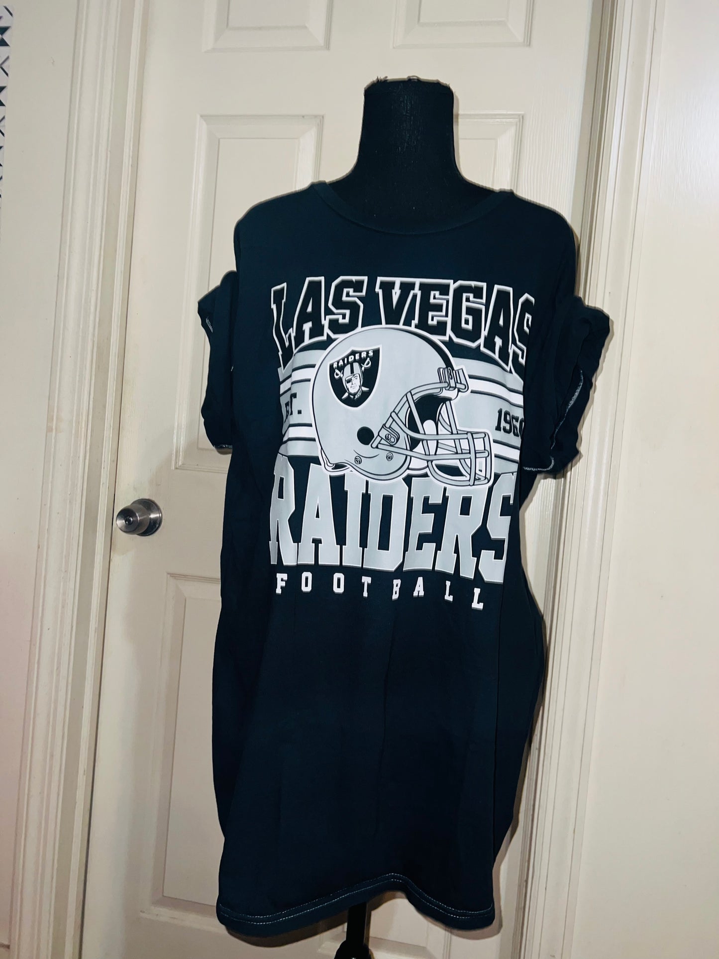 Las Vegas Raiders Oversized Distressed Tee
