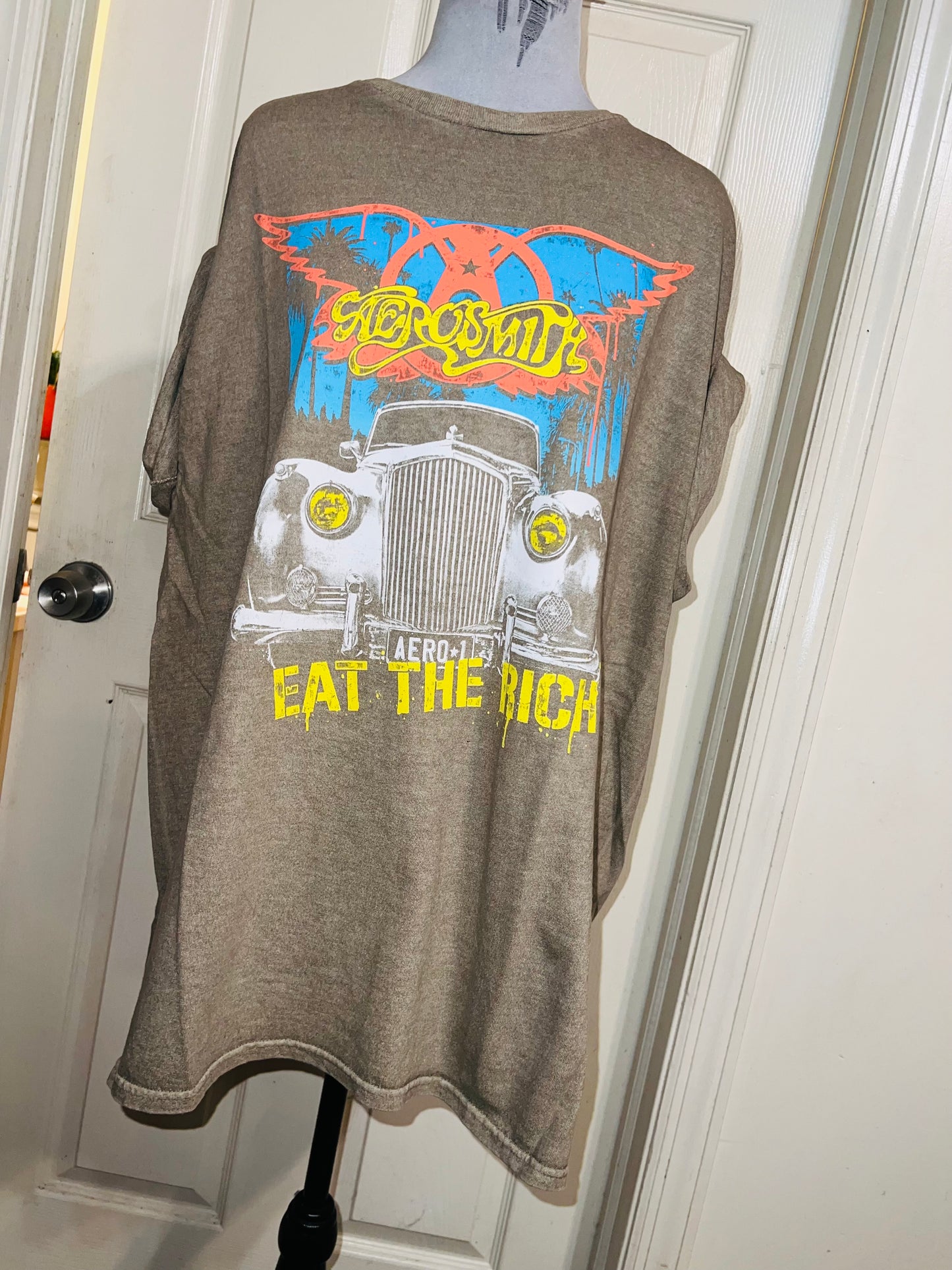 Aerosmith “Eat the Rich” Oversized Distressed Tee