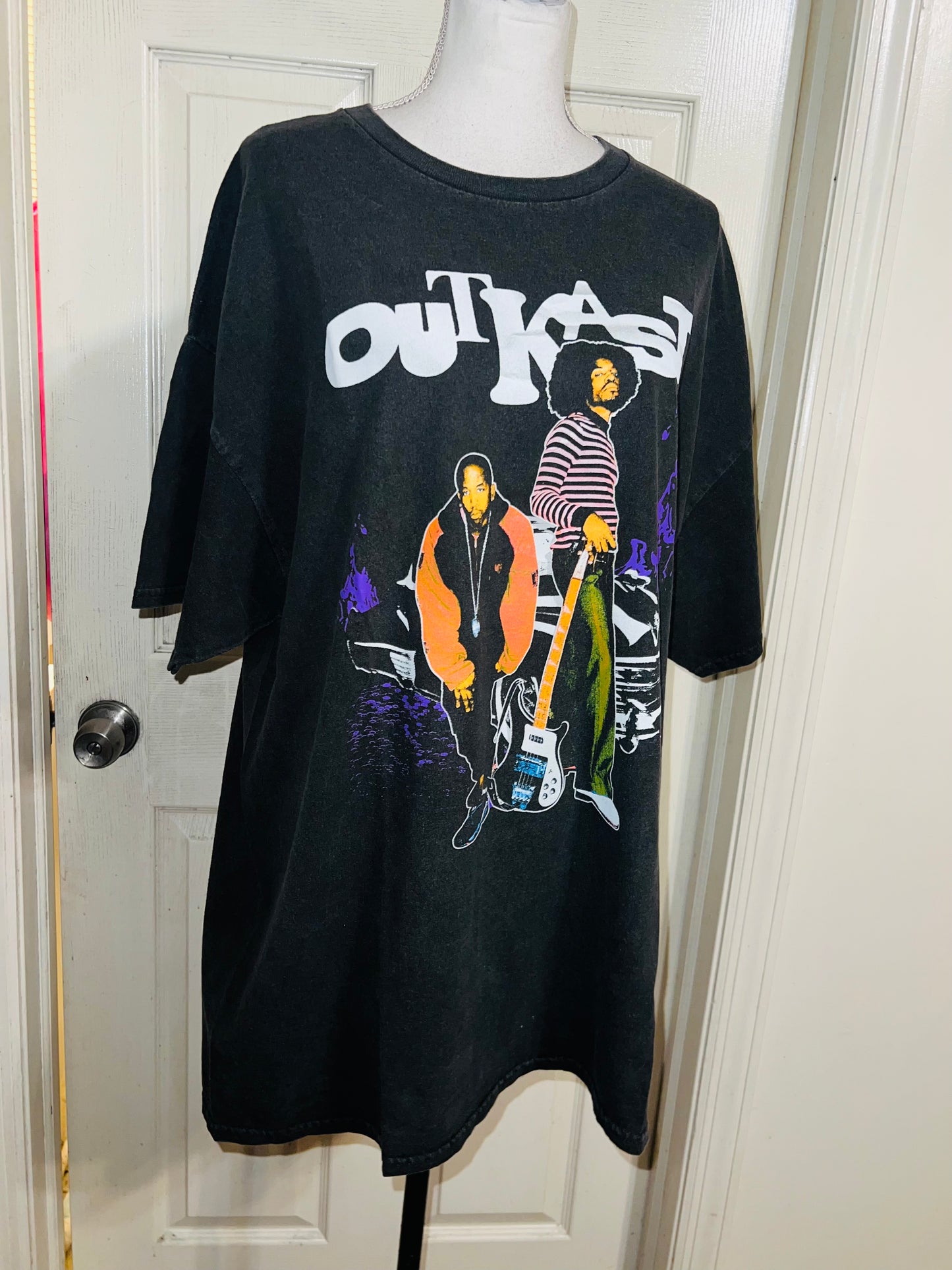 Outkast Oversized Distressed Tee