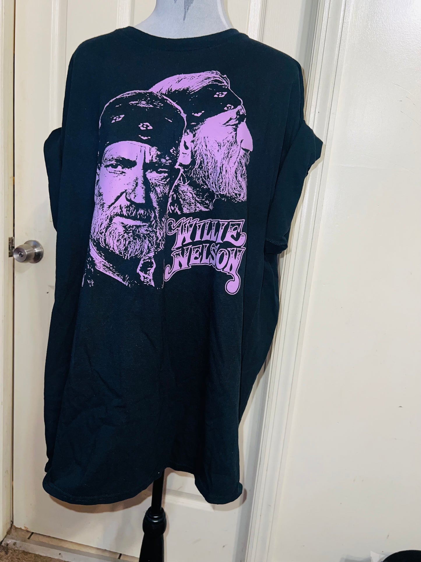 Willie Nelson Oversized Distressed Tee