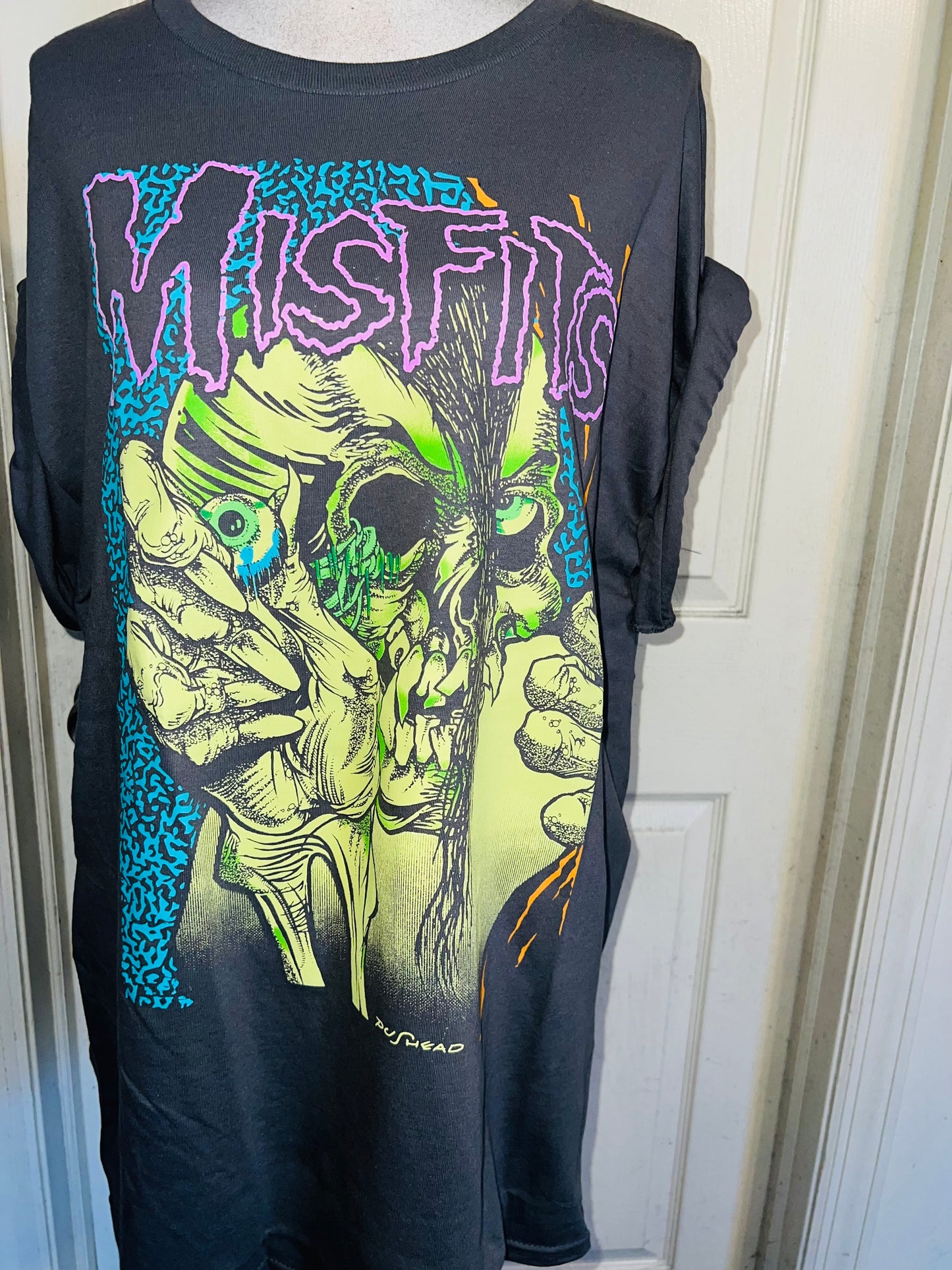 Misfits Oversized Distressed Tee