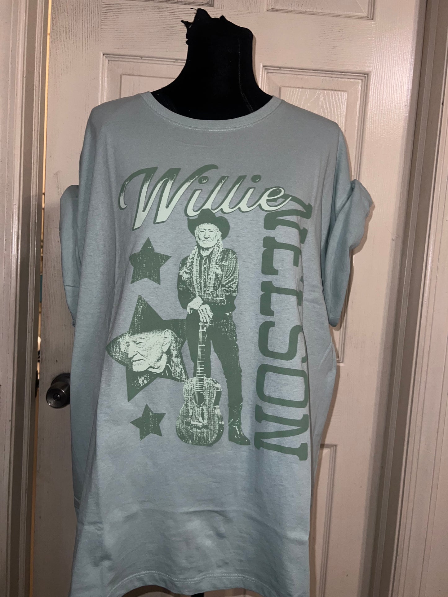 Willie Nelson Oversized Distressed Tee
