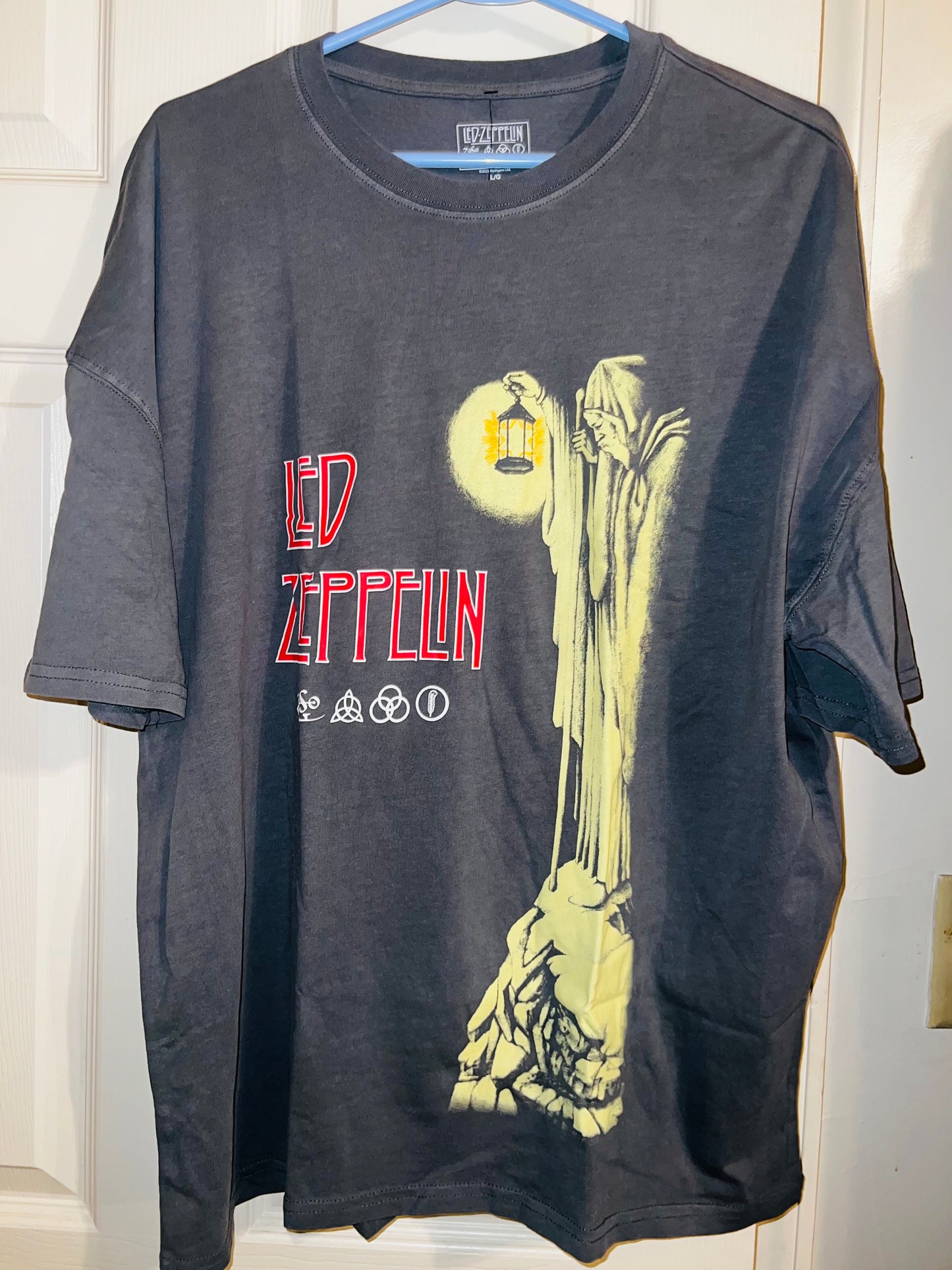 Led Zeppelin Oversized Distressed Tee
