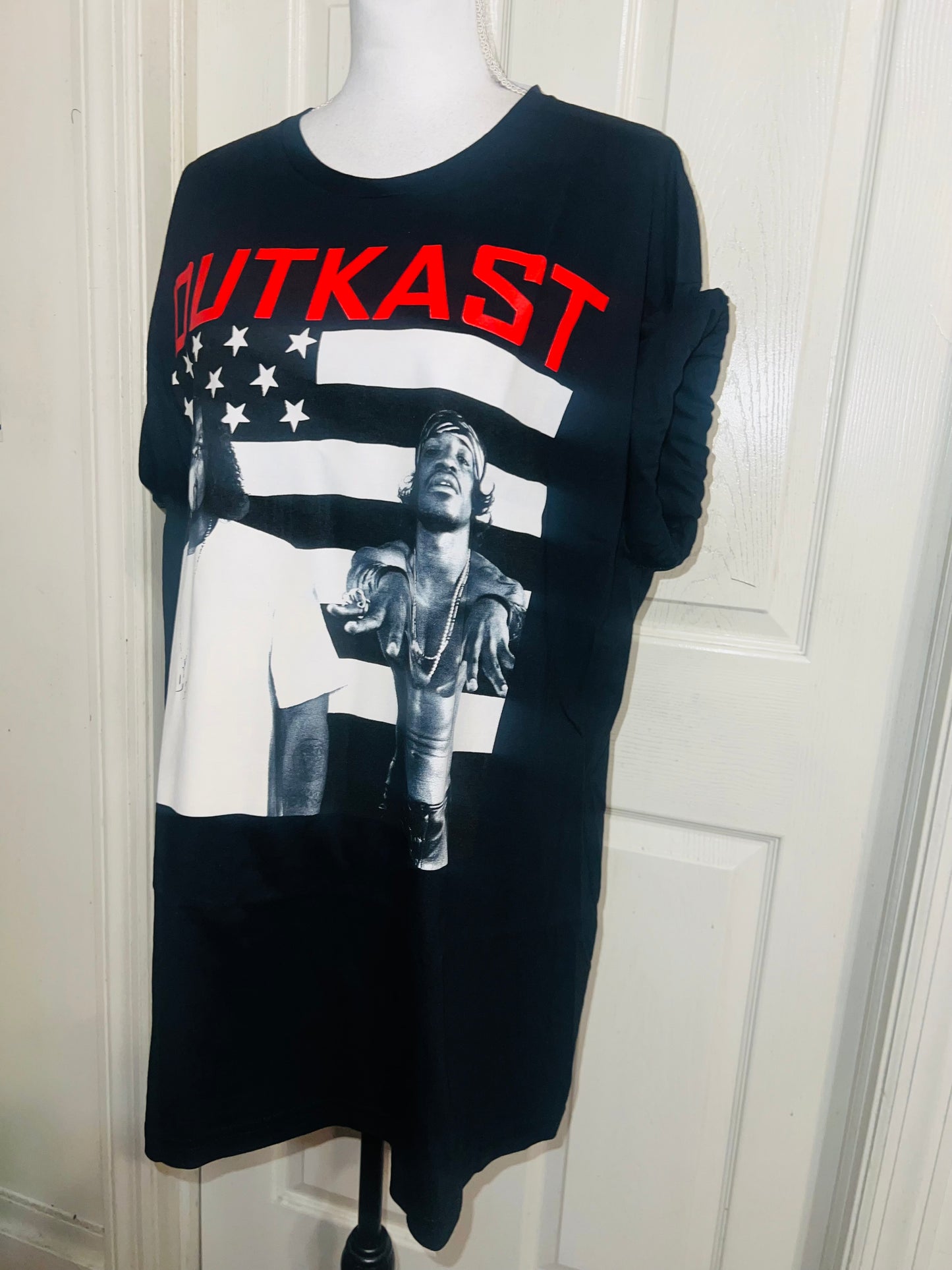 Outkast Oversized Distressed Tee