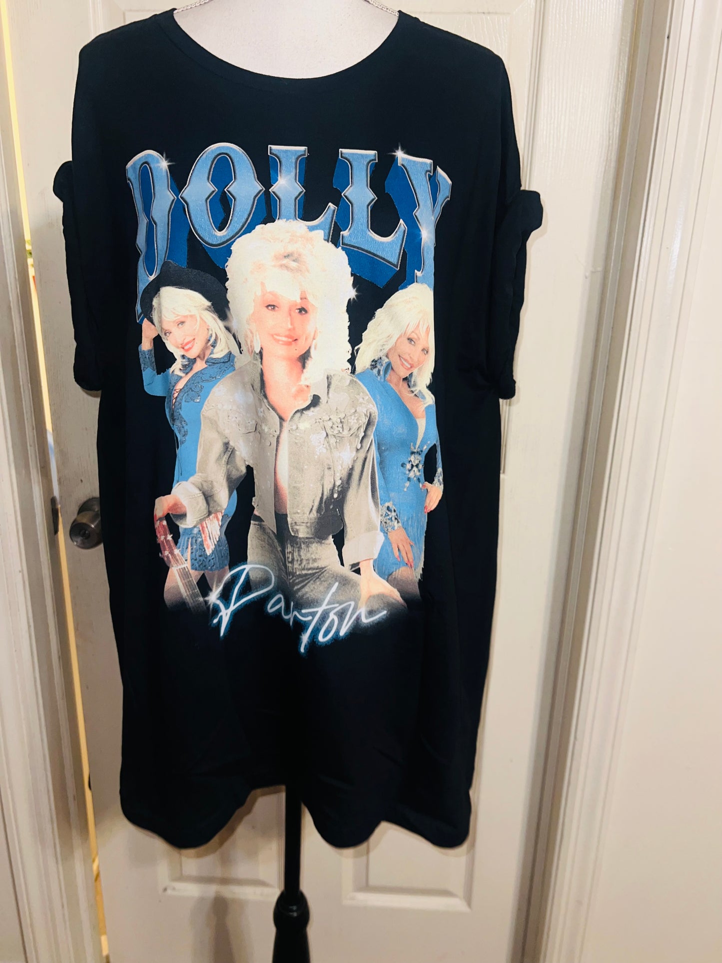 Dolly Parton Oversized Distressed Tee