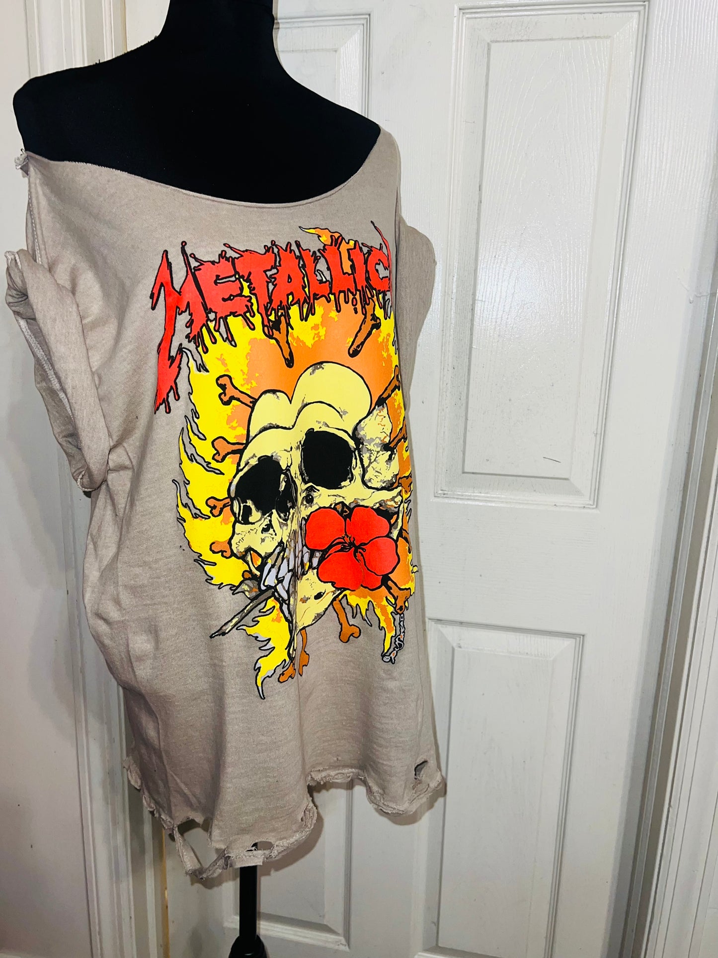 Metallica Oversized Distressed Tee
