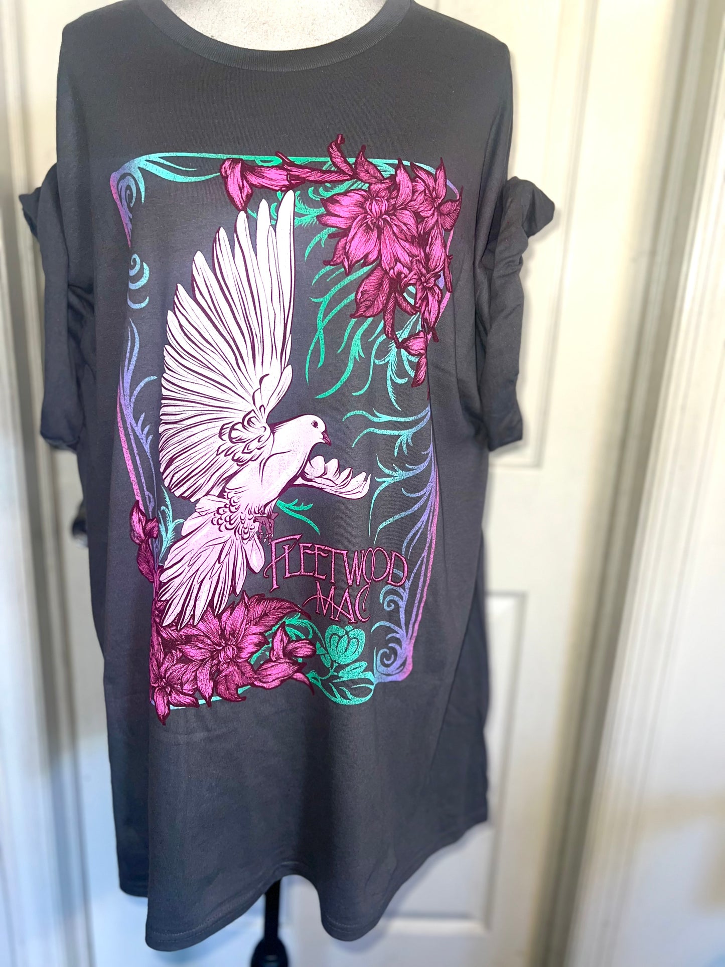 Fleetwood Mac Oversized Distressed Tee