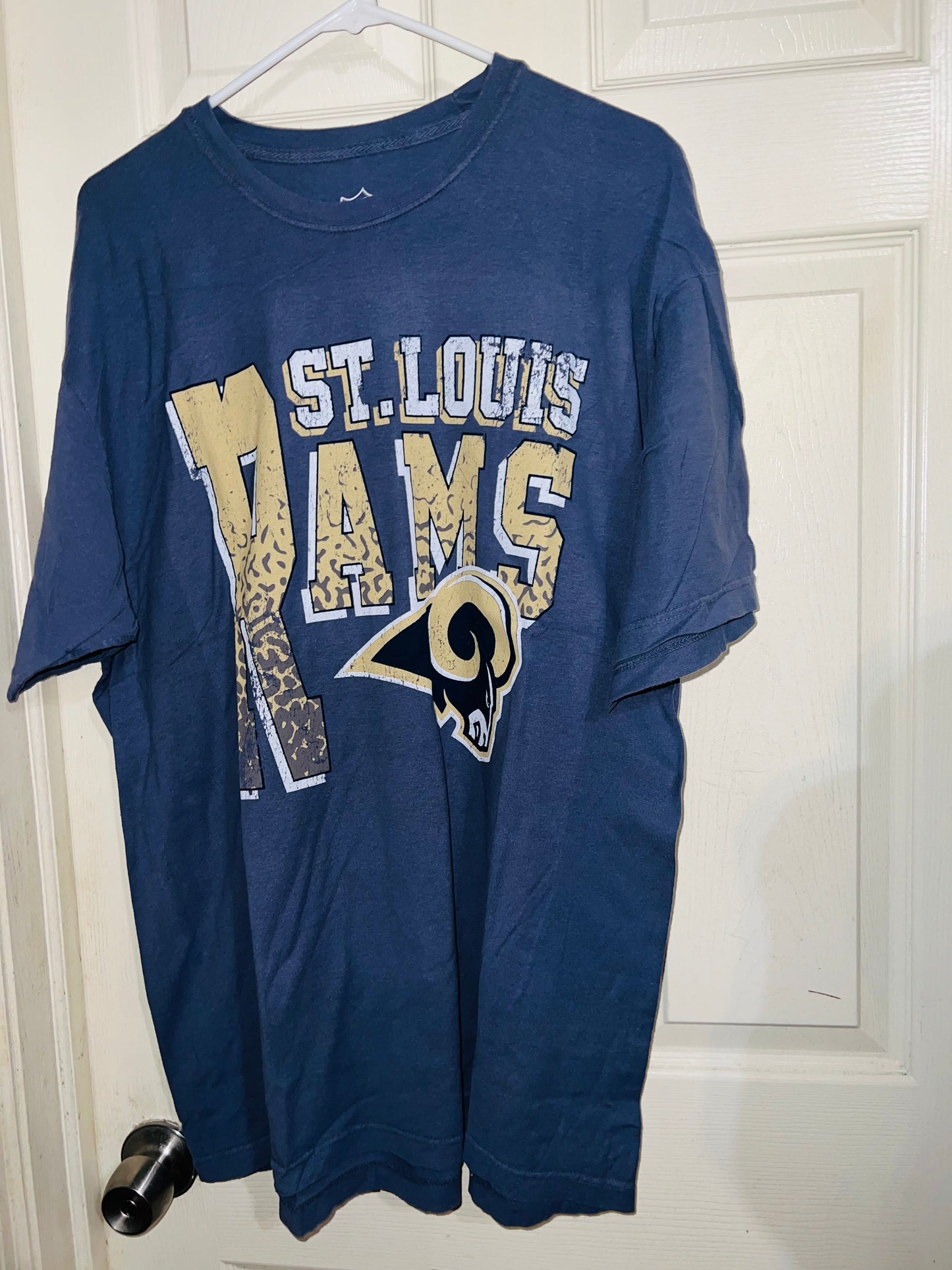 St. Louis Rams Oversized Distressed Tee