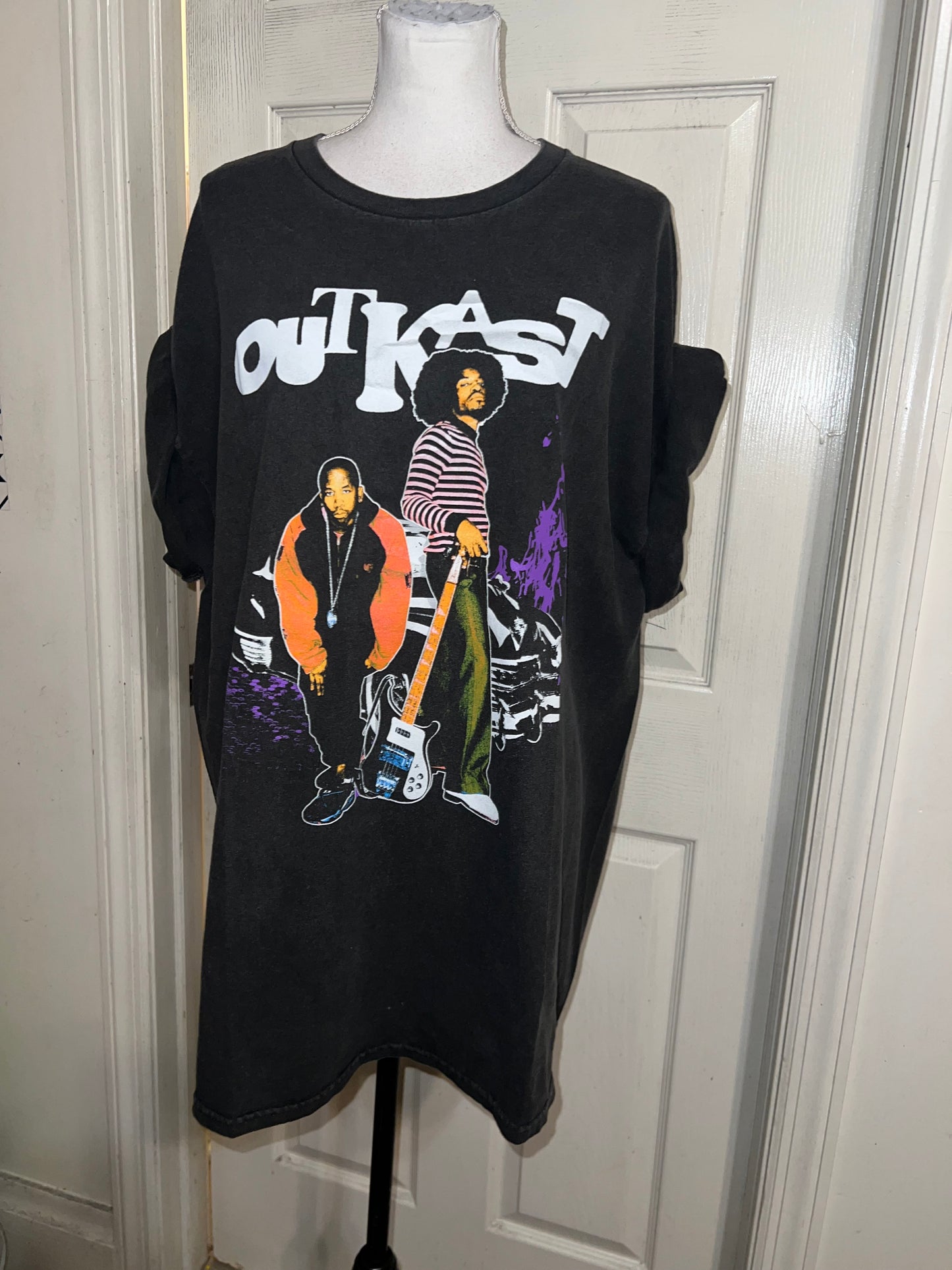 Outkast Oversized Distressed Tee