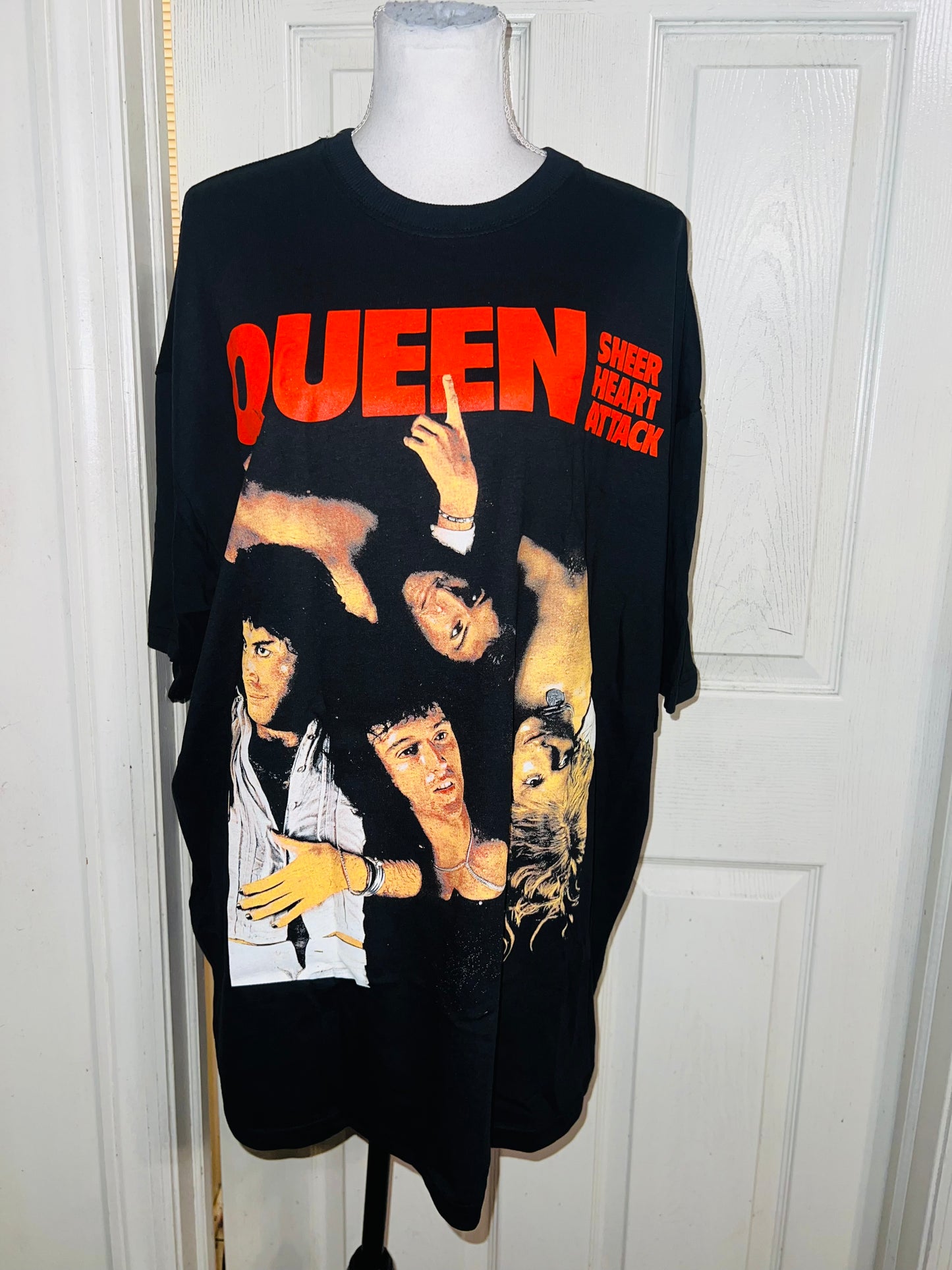 Queen Oversized Distressed Tee