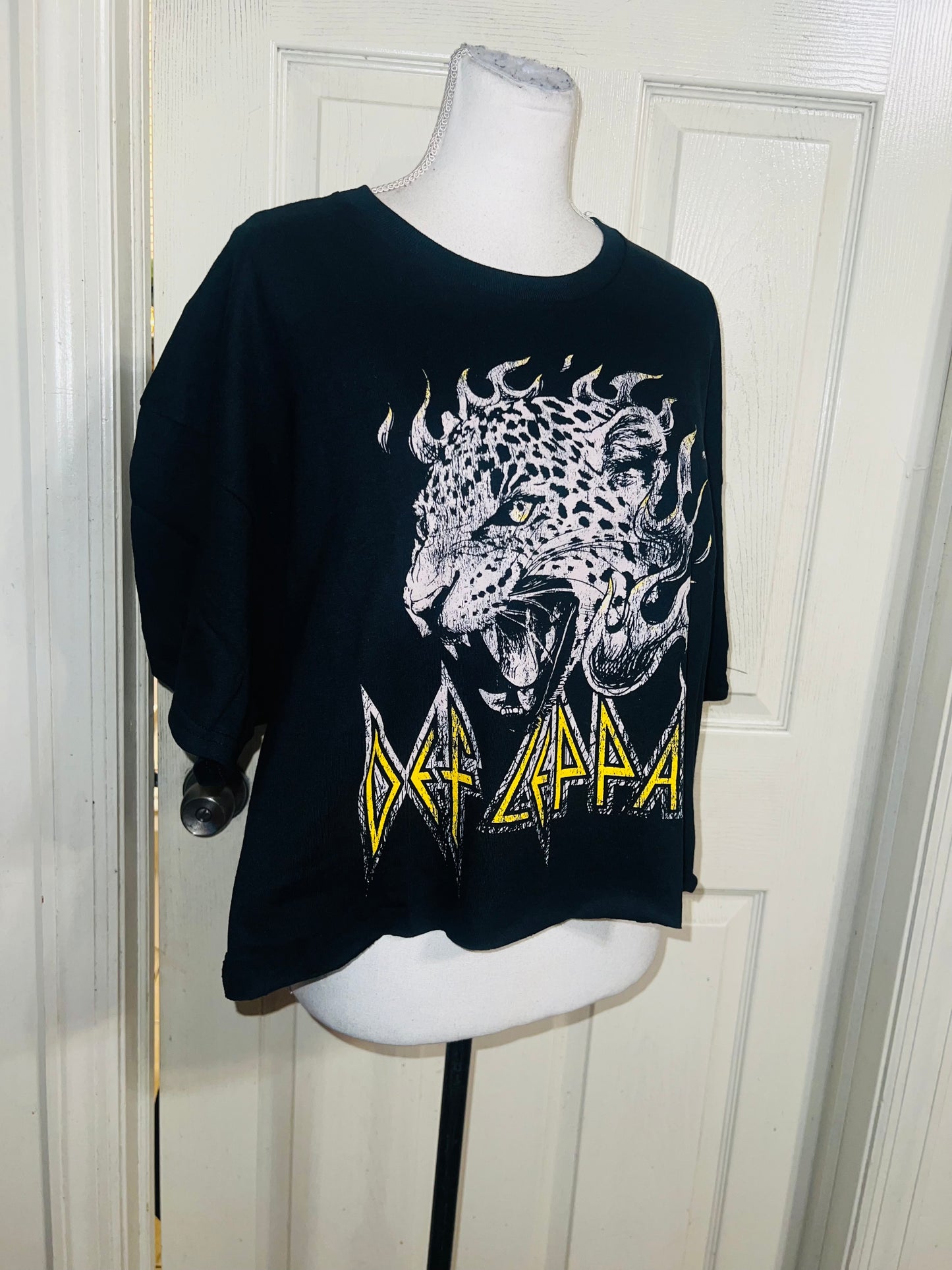 Def Leppard Oversized Distressed Tee