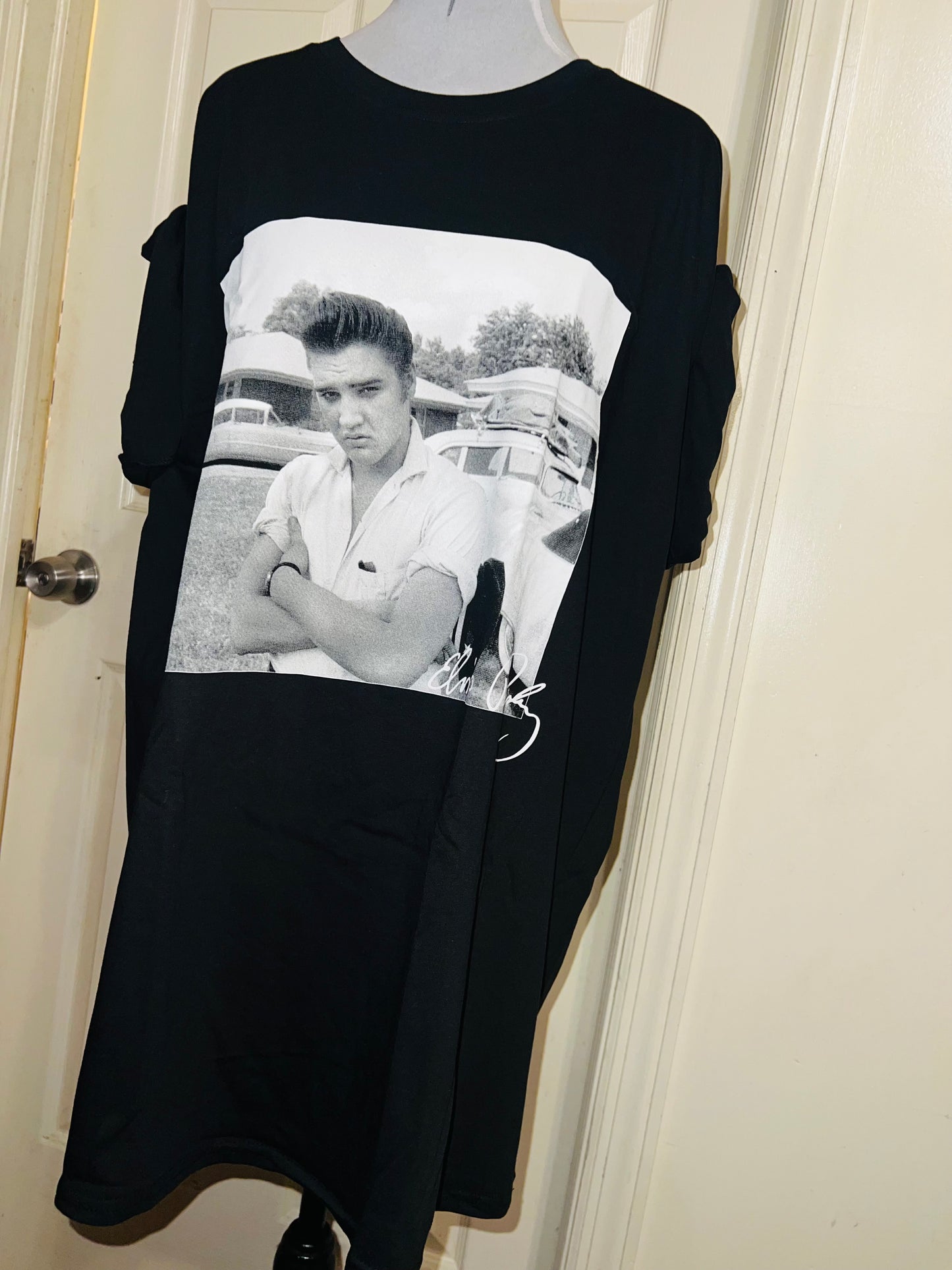 Elvis Presley Oversized Distressed Tee