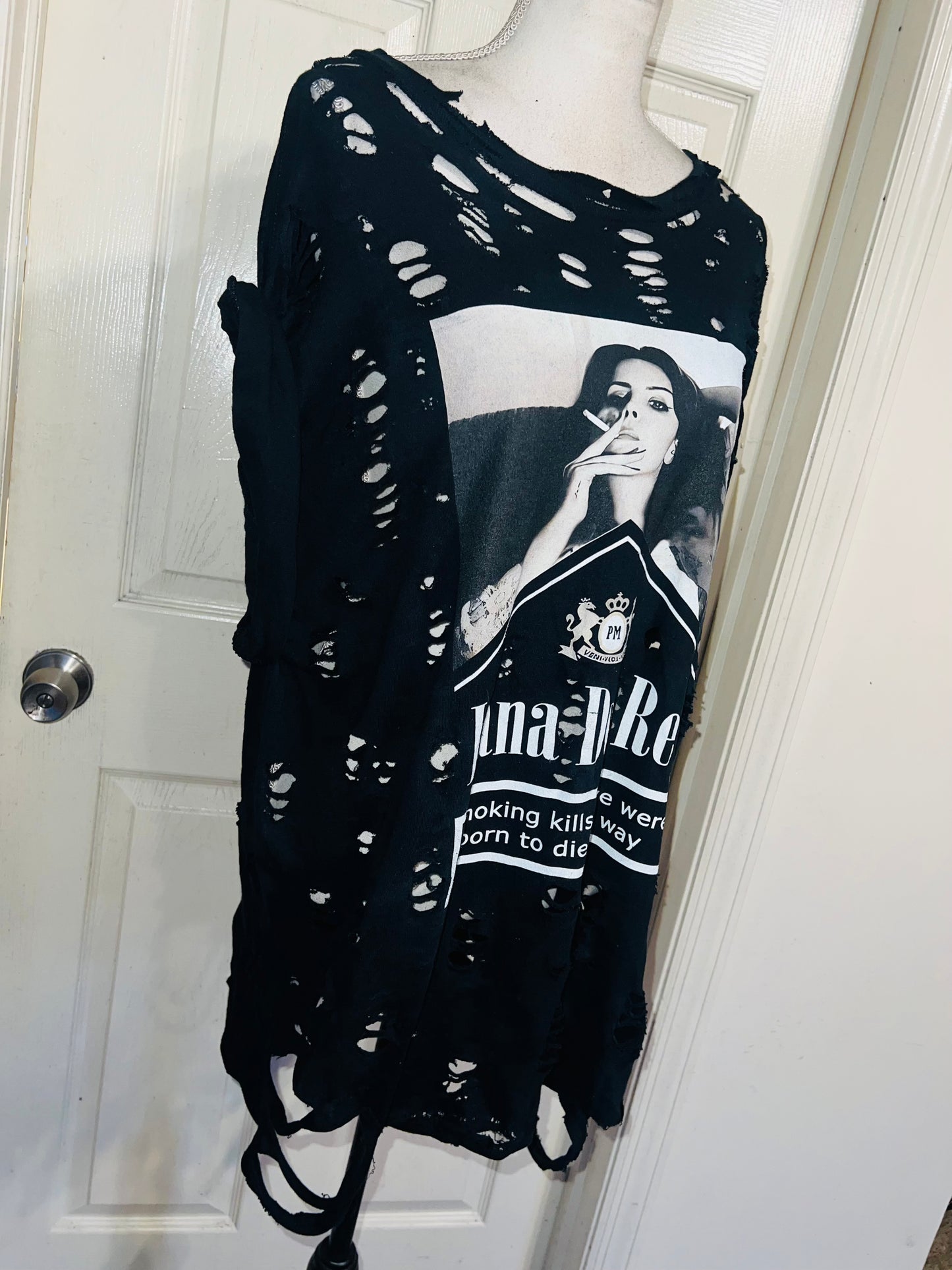 Lana Del Rey Born to Die Oversized Distressed Tee