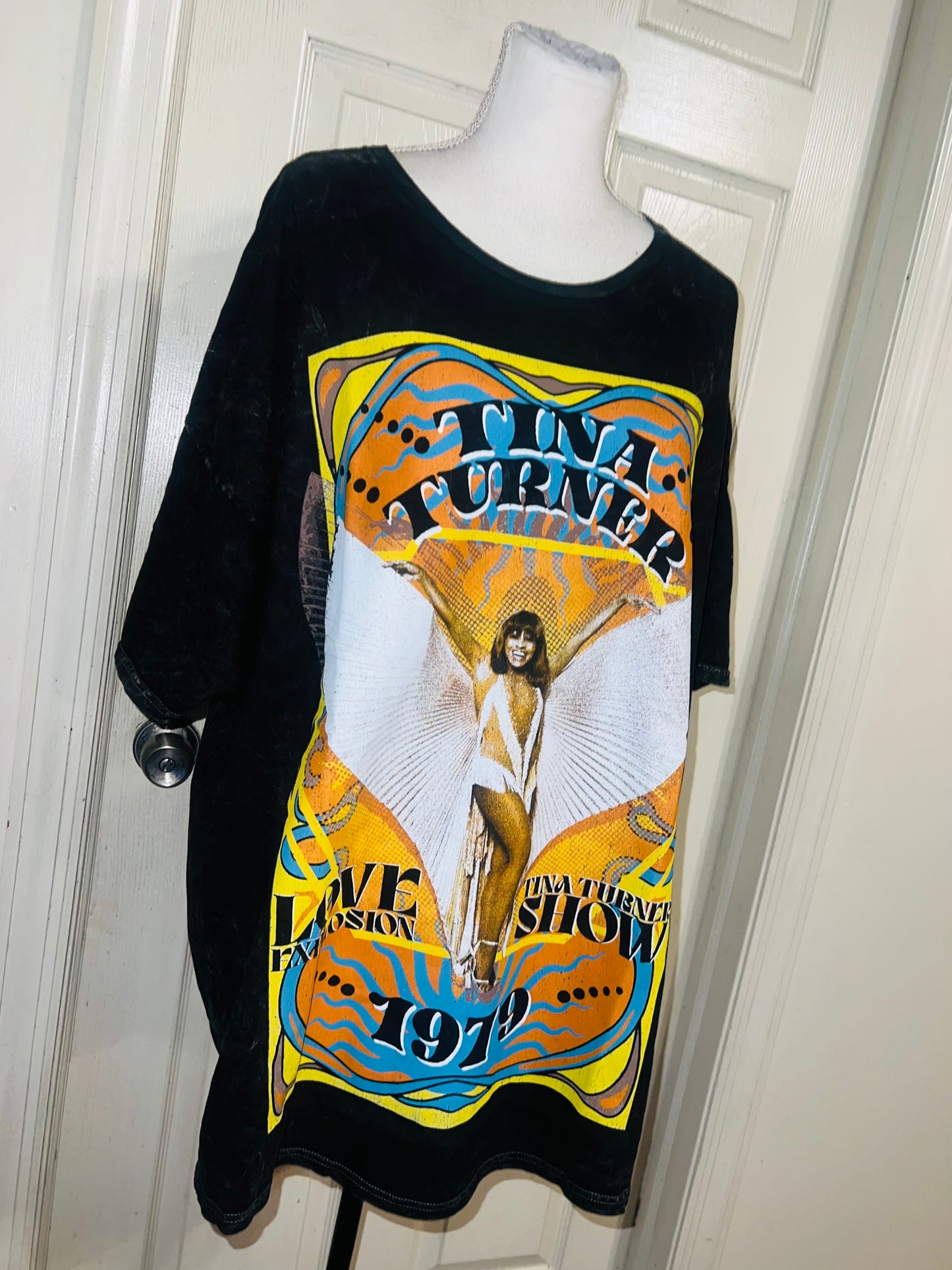 Tina Turner Oversized Distressed Tee