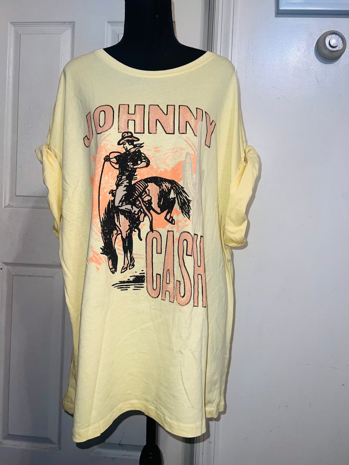 Johnny Cash Oversized Distressed Tee