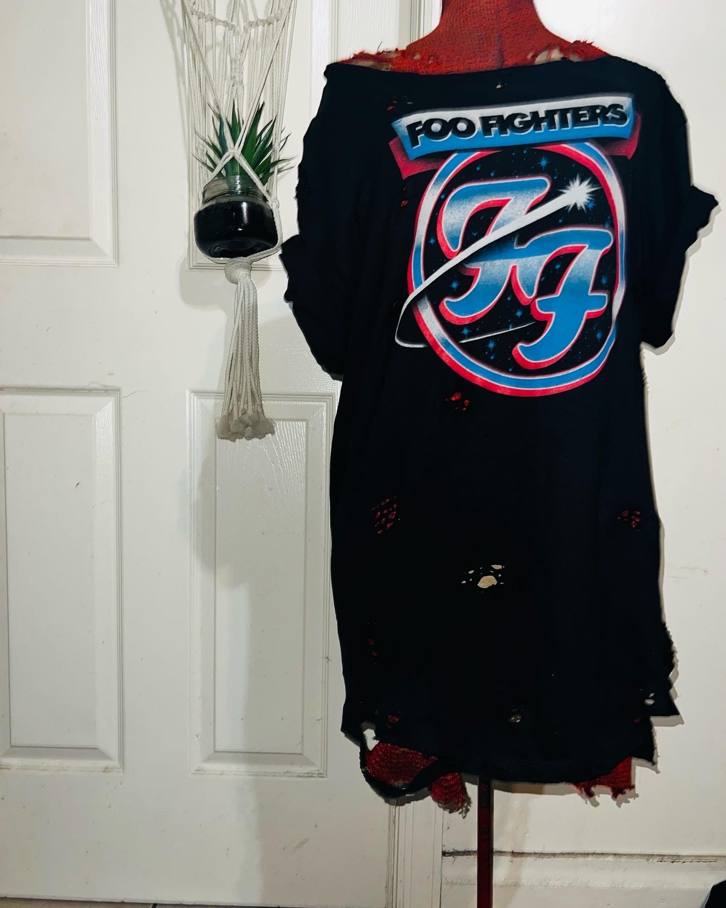 Foo Fighters Oversized Distressed Tee