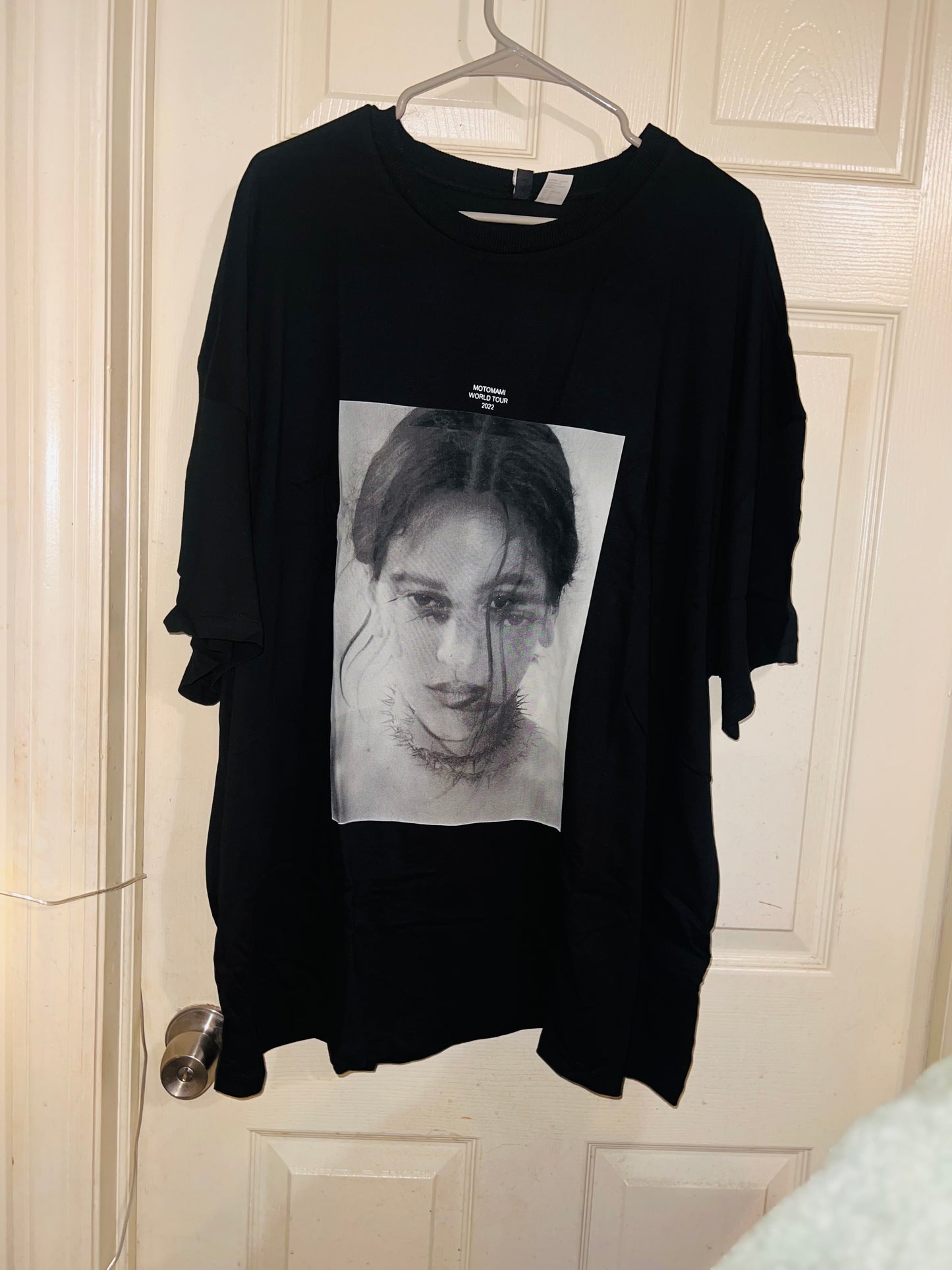 Rosalia Oversized Distressed Tee