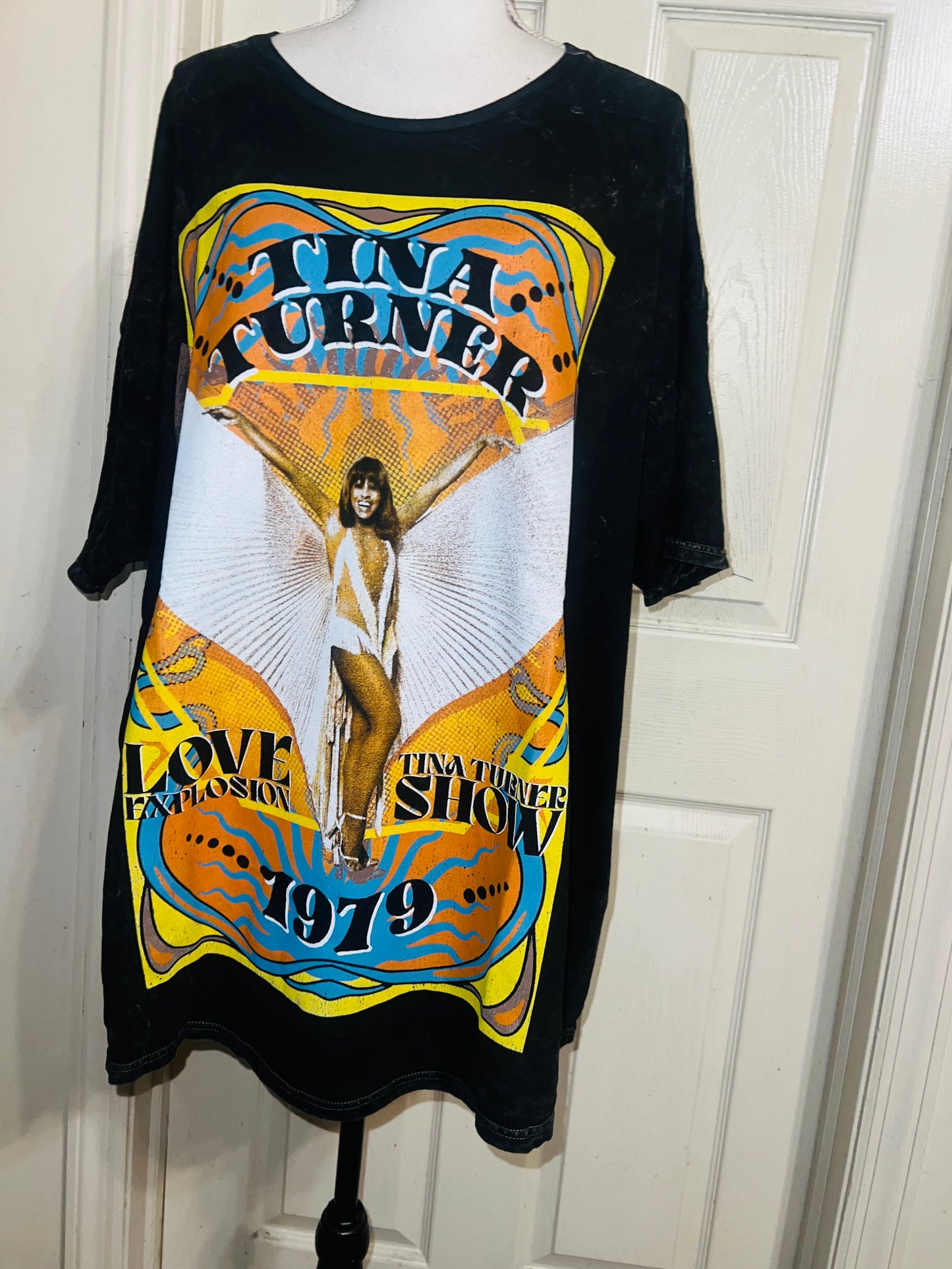 Tina Turner Oversized Distressed Tee