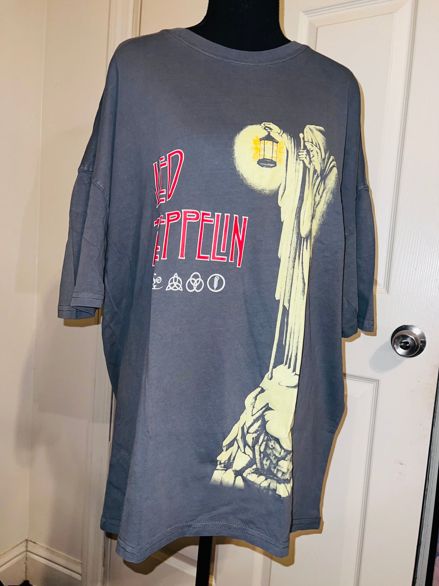 Led Zeppelin Oversized Distressed Tee