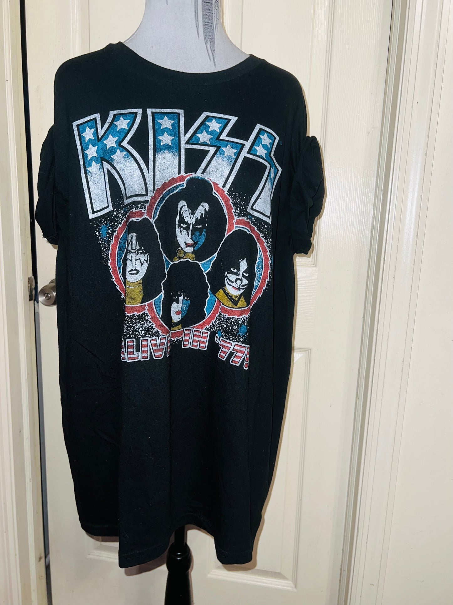 KISS Oversized Distressed Tee