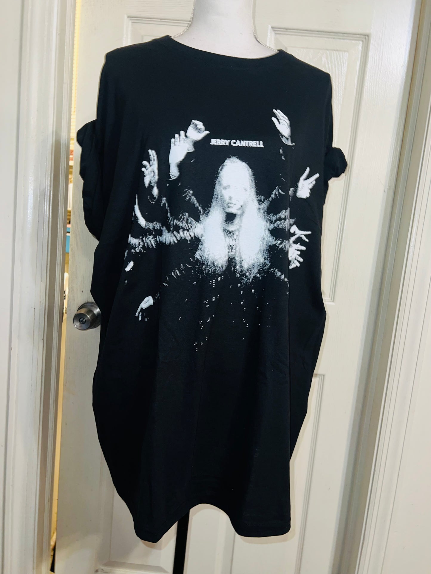 Alice in Chains’ Jerry Cantrell Oversized Distressed Tee