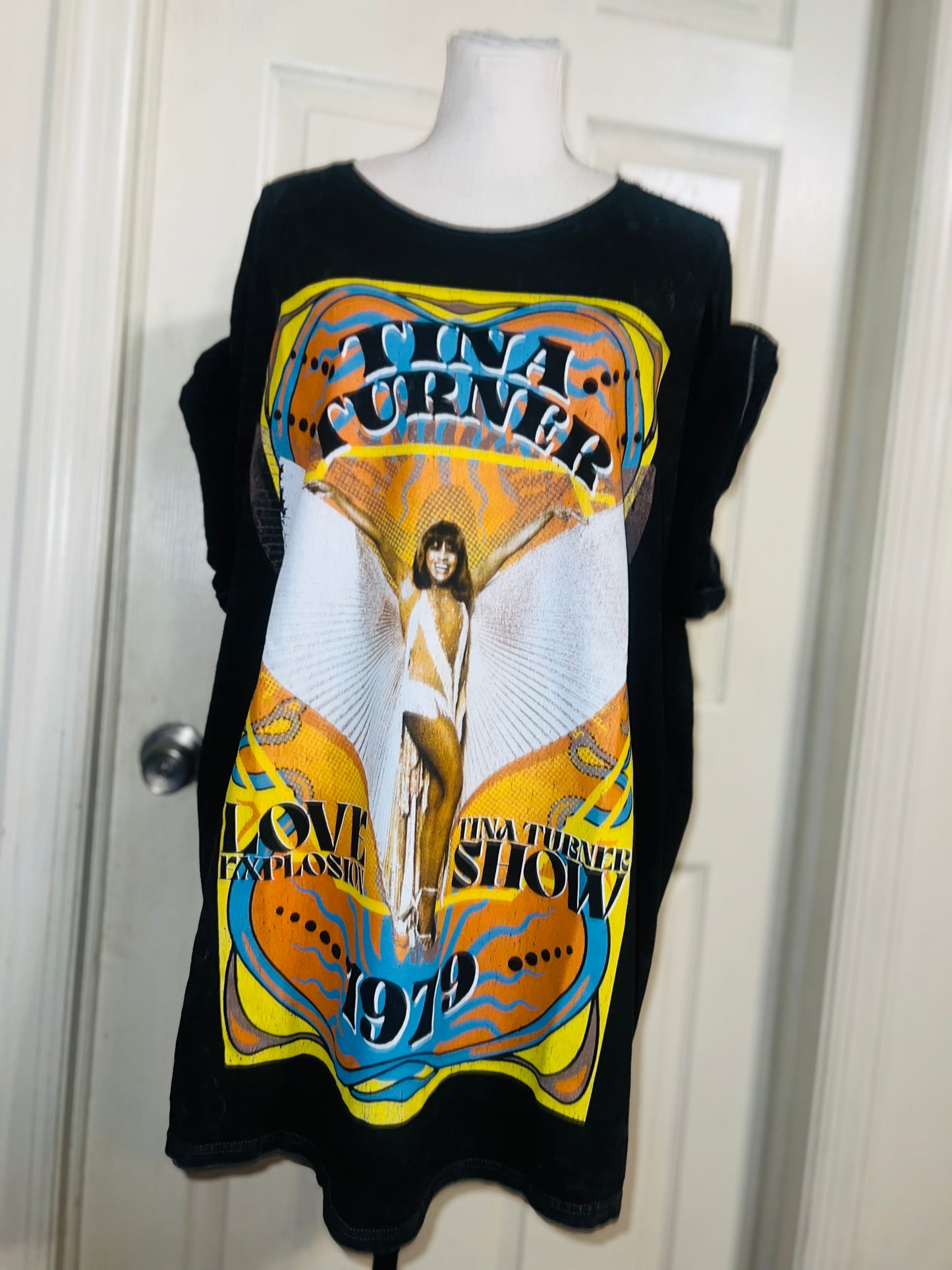 Tina Turner Oversized Distressed Tee