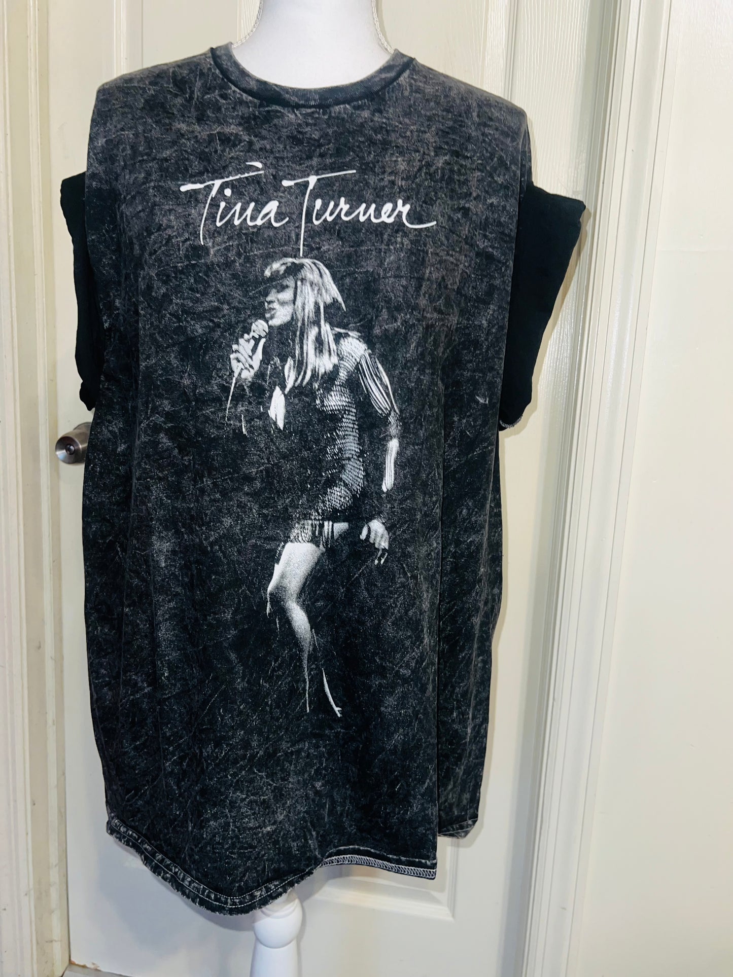 Tina Turner Oversized Distressed Tee