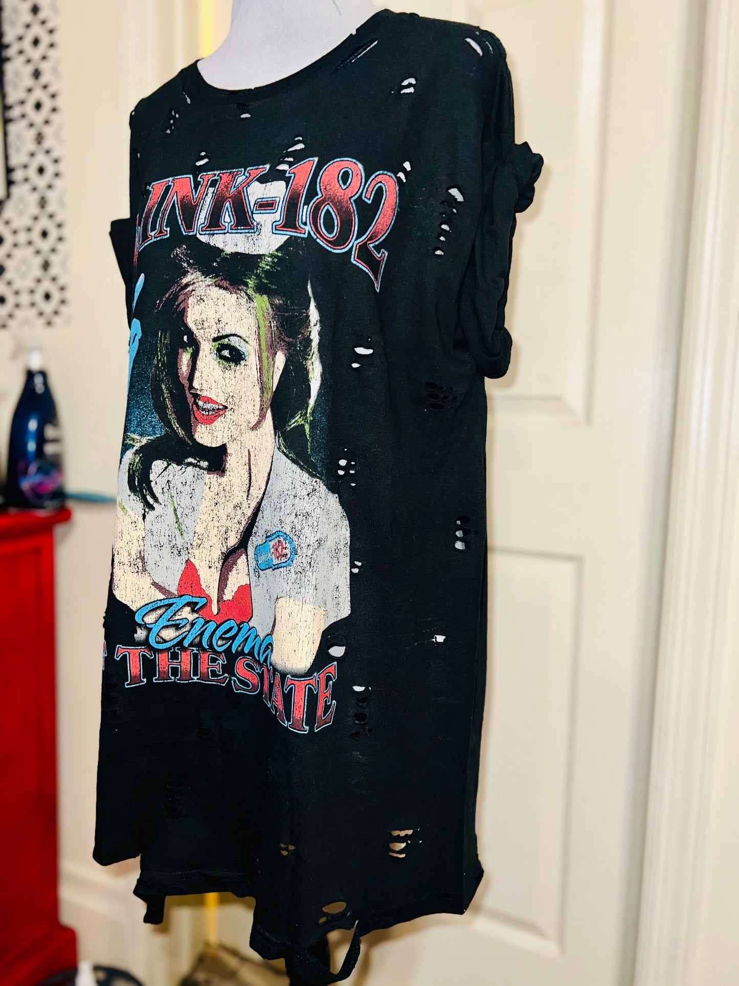 Blink 182 Oversized Distressed Tee
