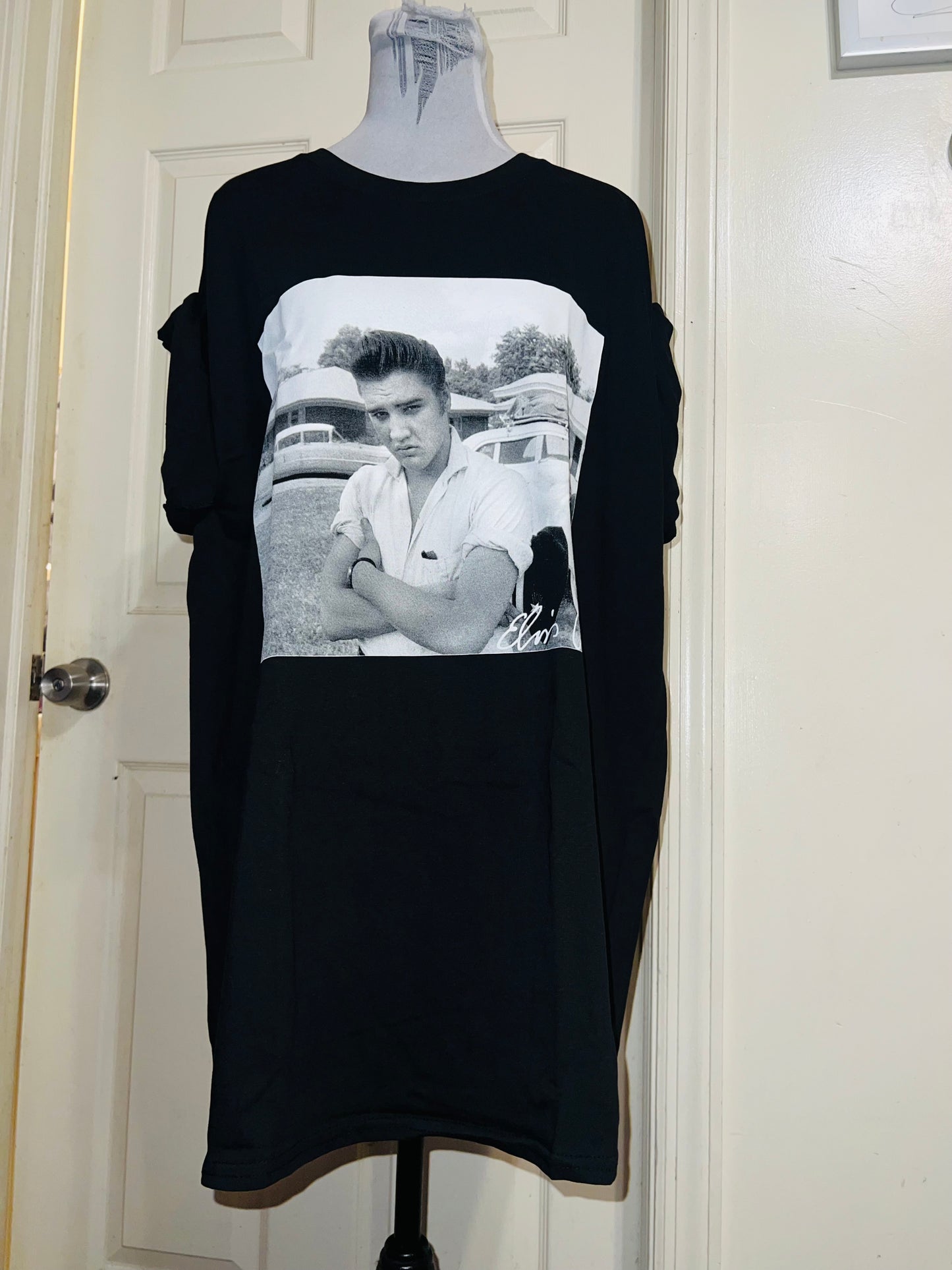 Elvis Presley Oversized Distressed Tee