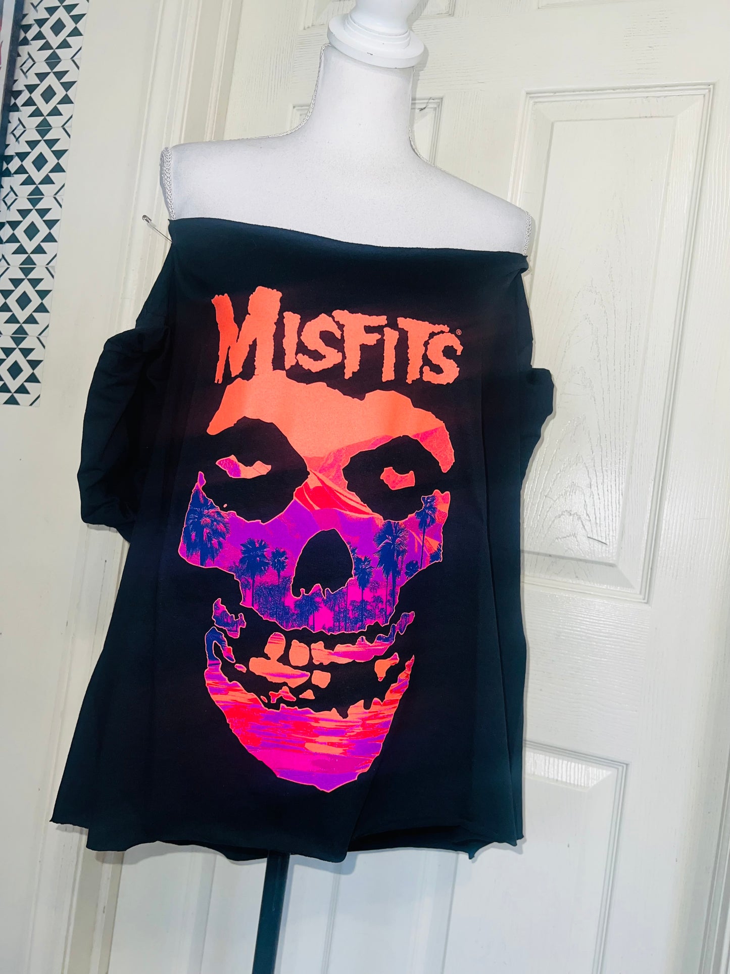 Misfits Oversized Off The Shoulder Distressed Tee