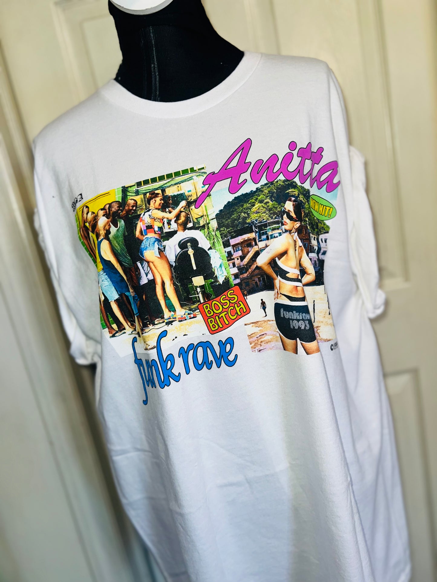 Anitta Oversized Distressed Tee