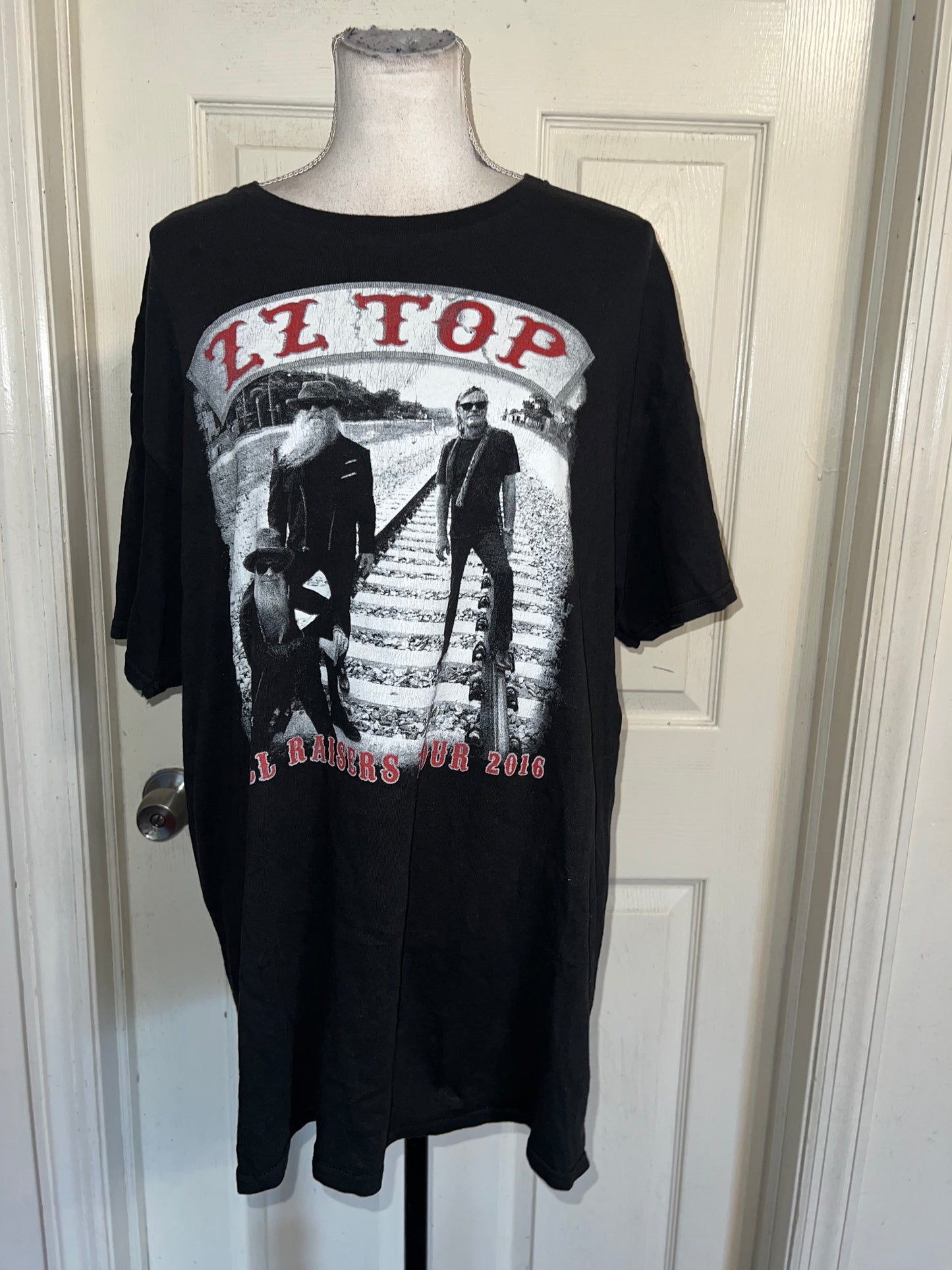 ZZ Top Double Sided Oversized Distressed Tee