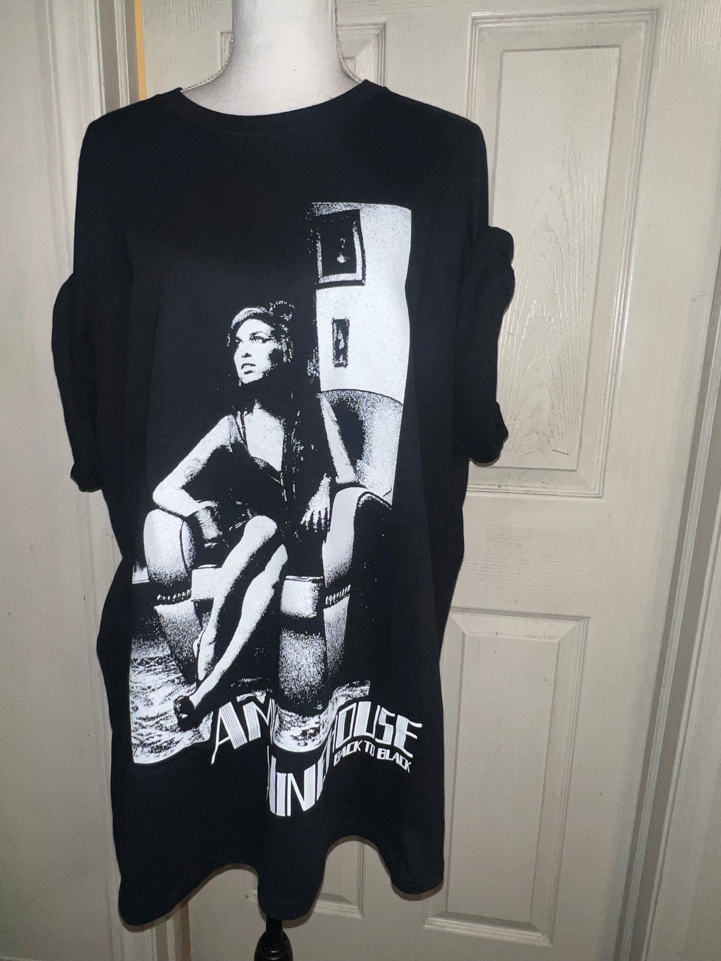 Amy Winehouse Oversized Distressed Tee